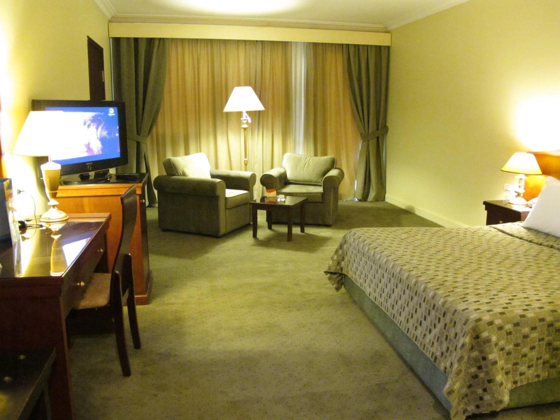 Grand Pyramids Hotel - Photo 29