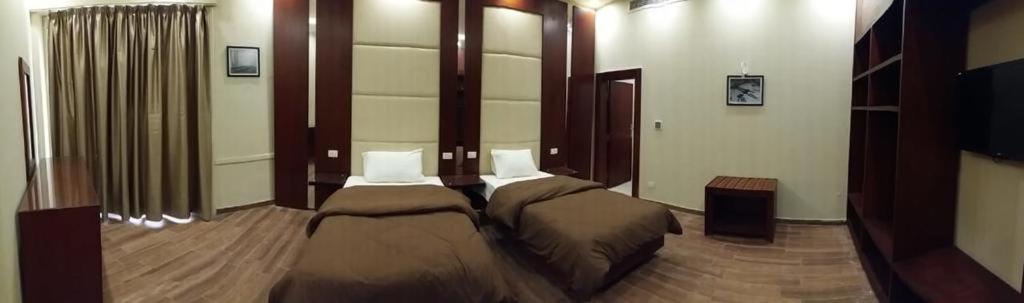 Grand Palace Hotel - Photo 2