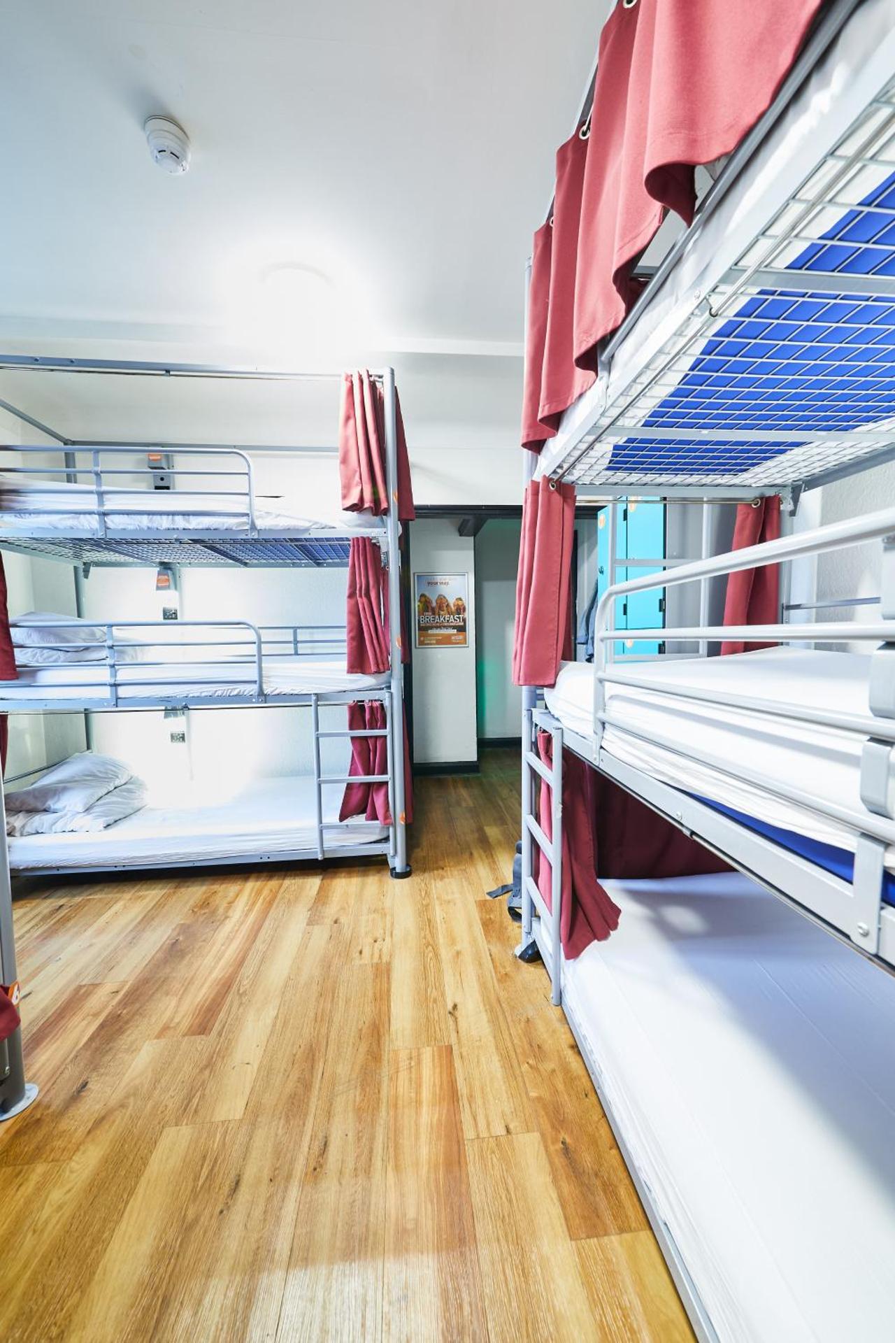 Bed in 9-Bed Female Ensuite Dormitory Room