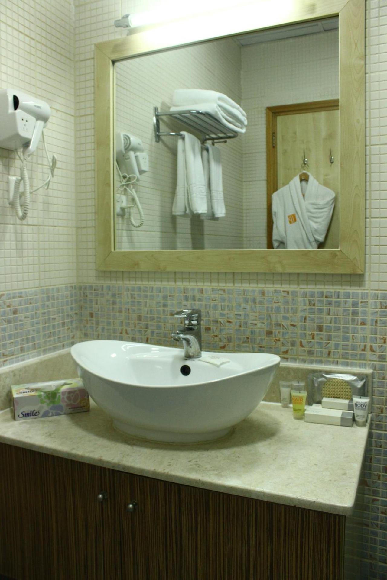 Palm Hotel - Photo 56