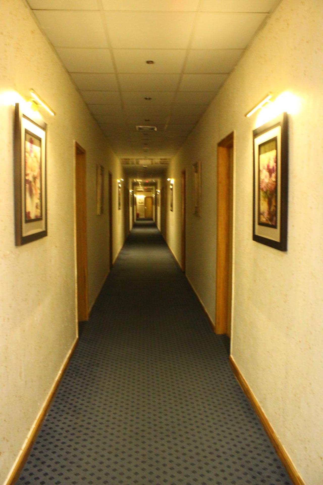 Palm Hotel - Photo 50