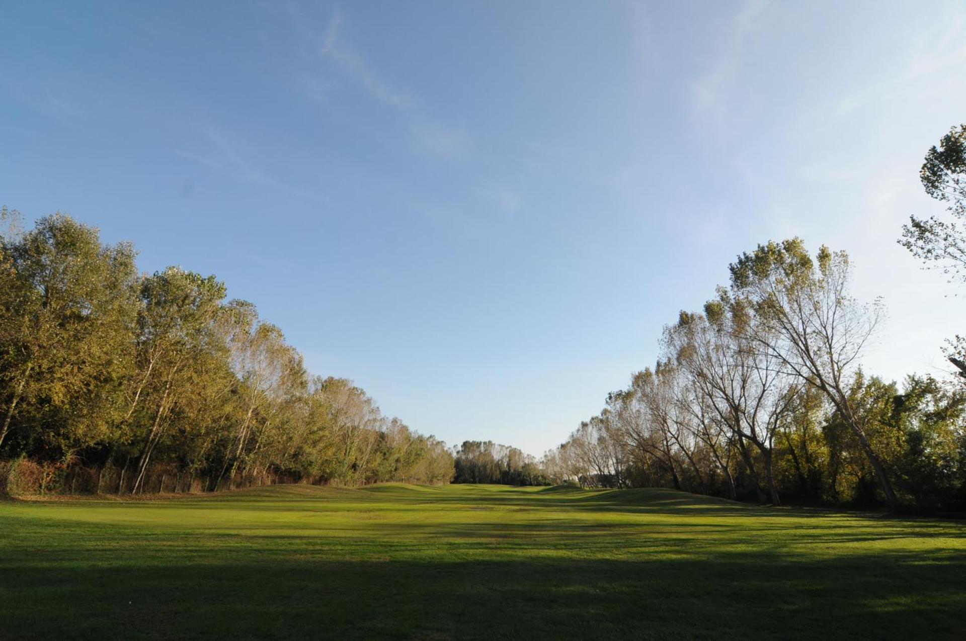 Cosmopolitan Golf & Beach Resort - Photo 8