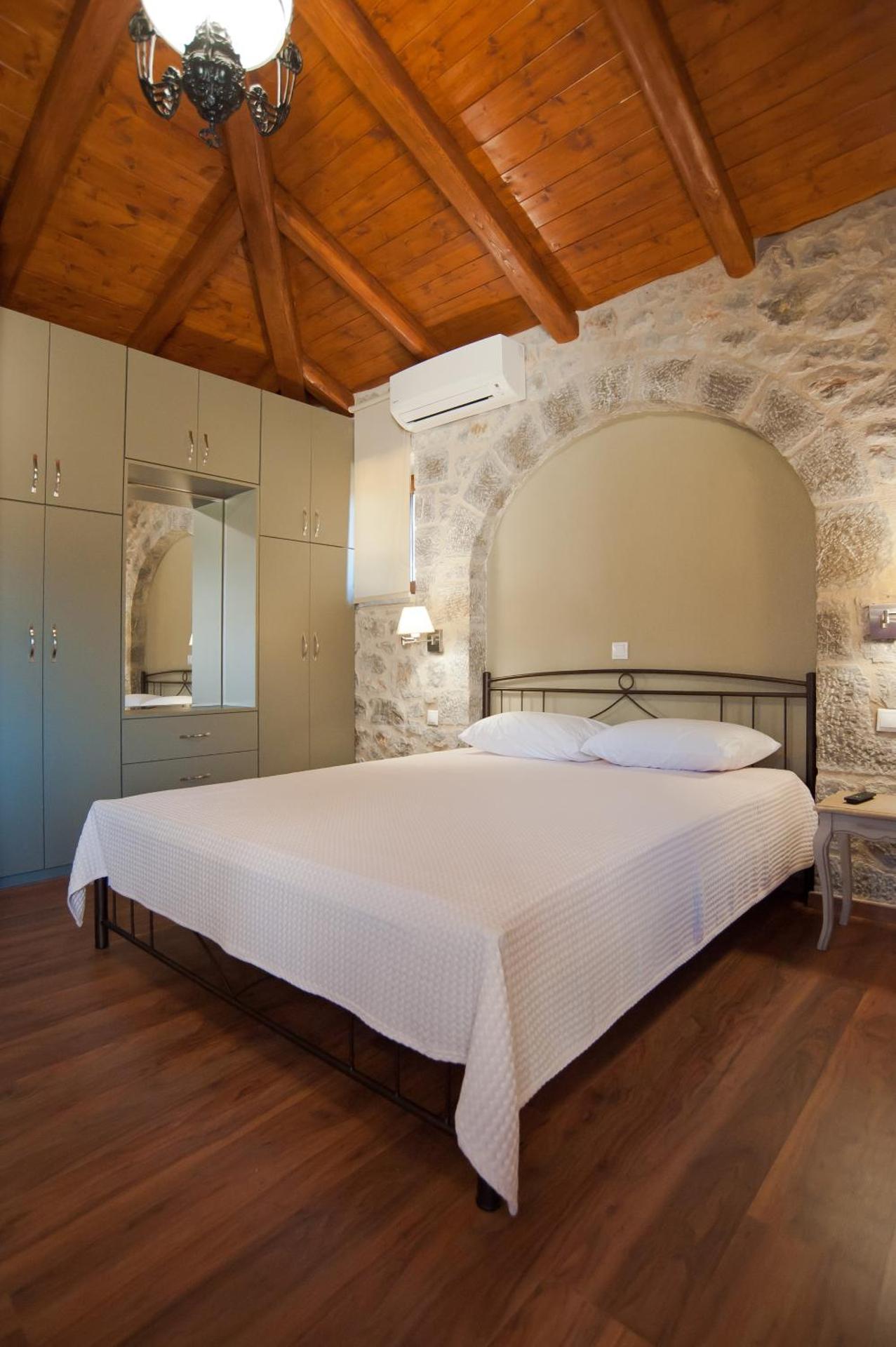 Lilea Chalet Parnassos - Photo 12