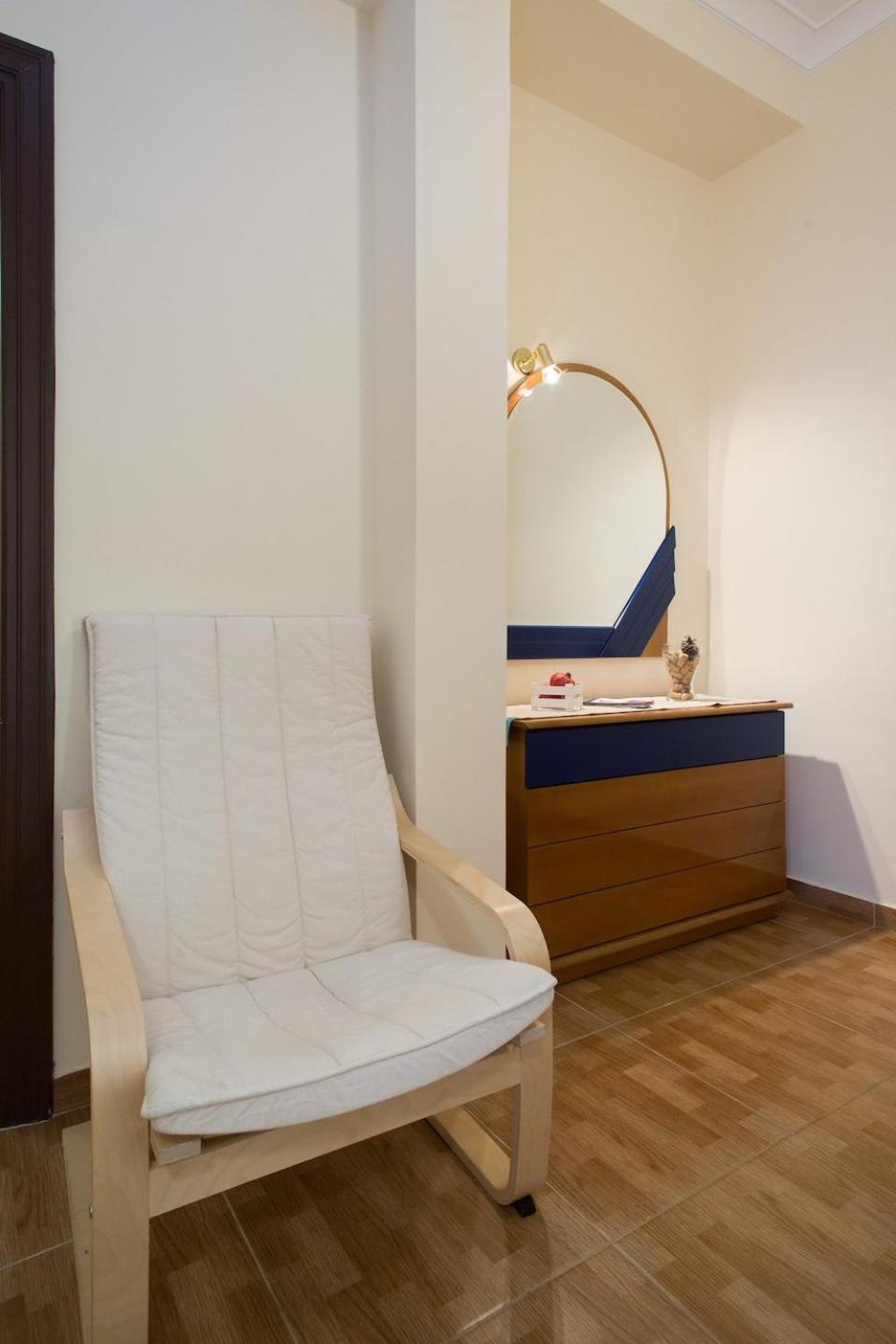 Acropolis Heart - Photo 11