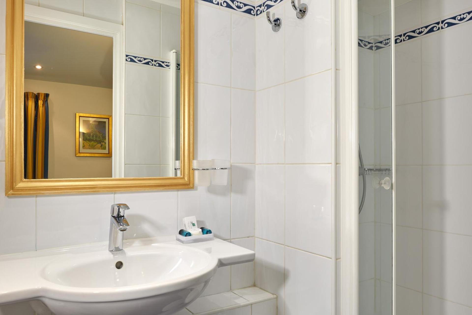 Austin's Arts Et Metiers Hotel - Photo 27