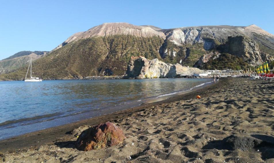 Hotel Eros - Photo 100