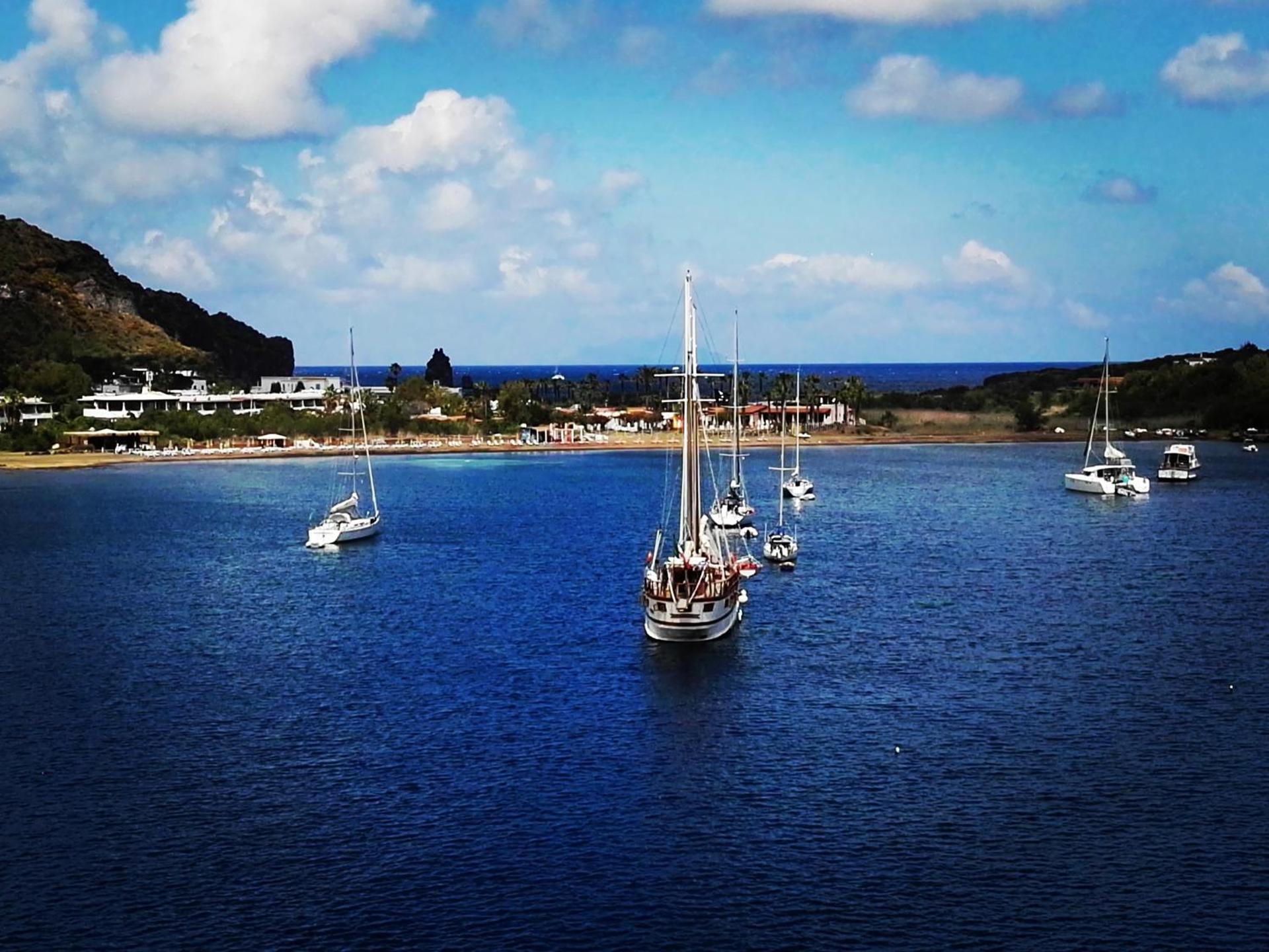 Hotel Eros - Photo 95