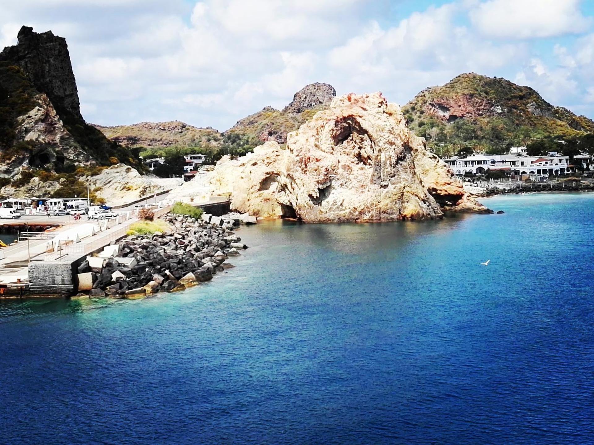 Hotel Eros - Photo 98