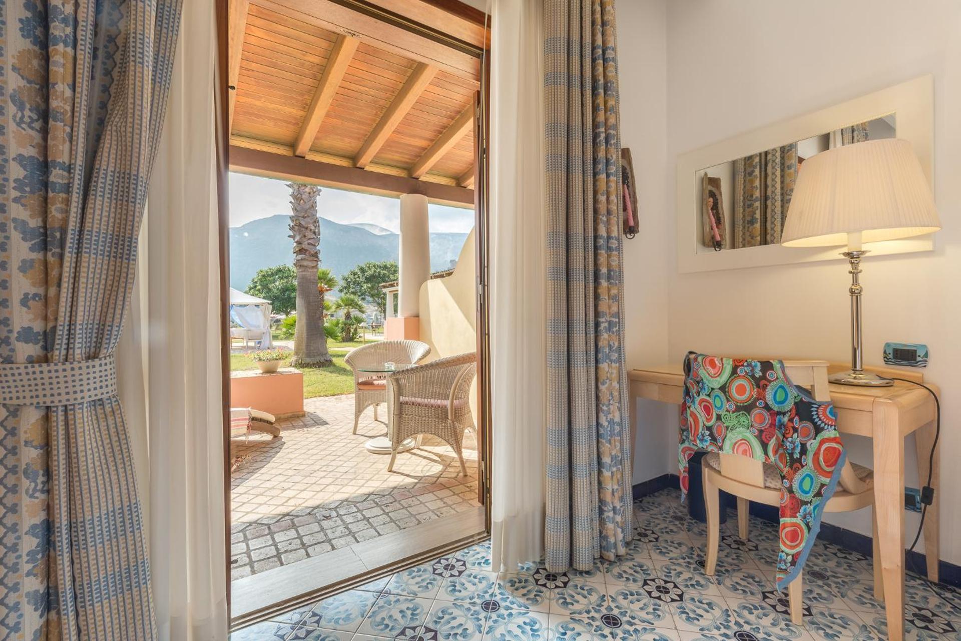 Hotel Eros - Photo 20