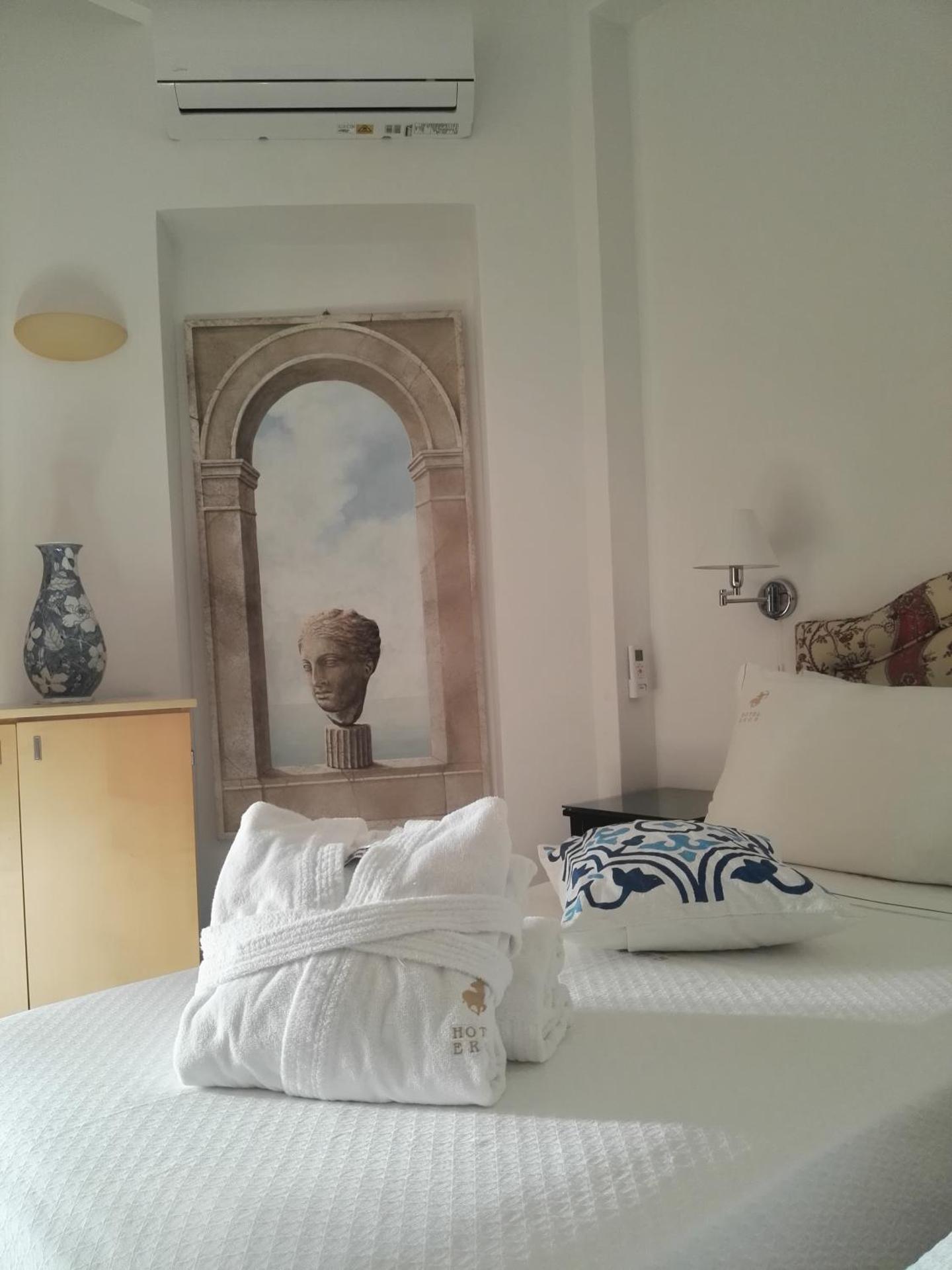 Hotel Eros - Photo 39