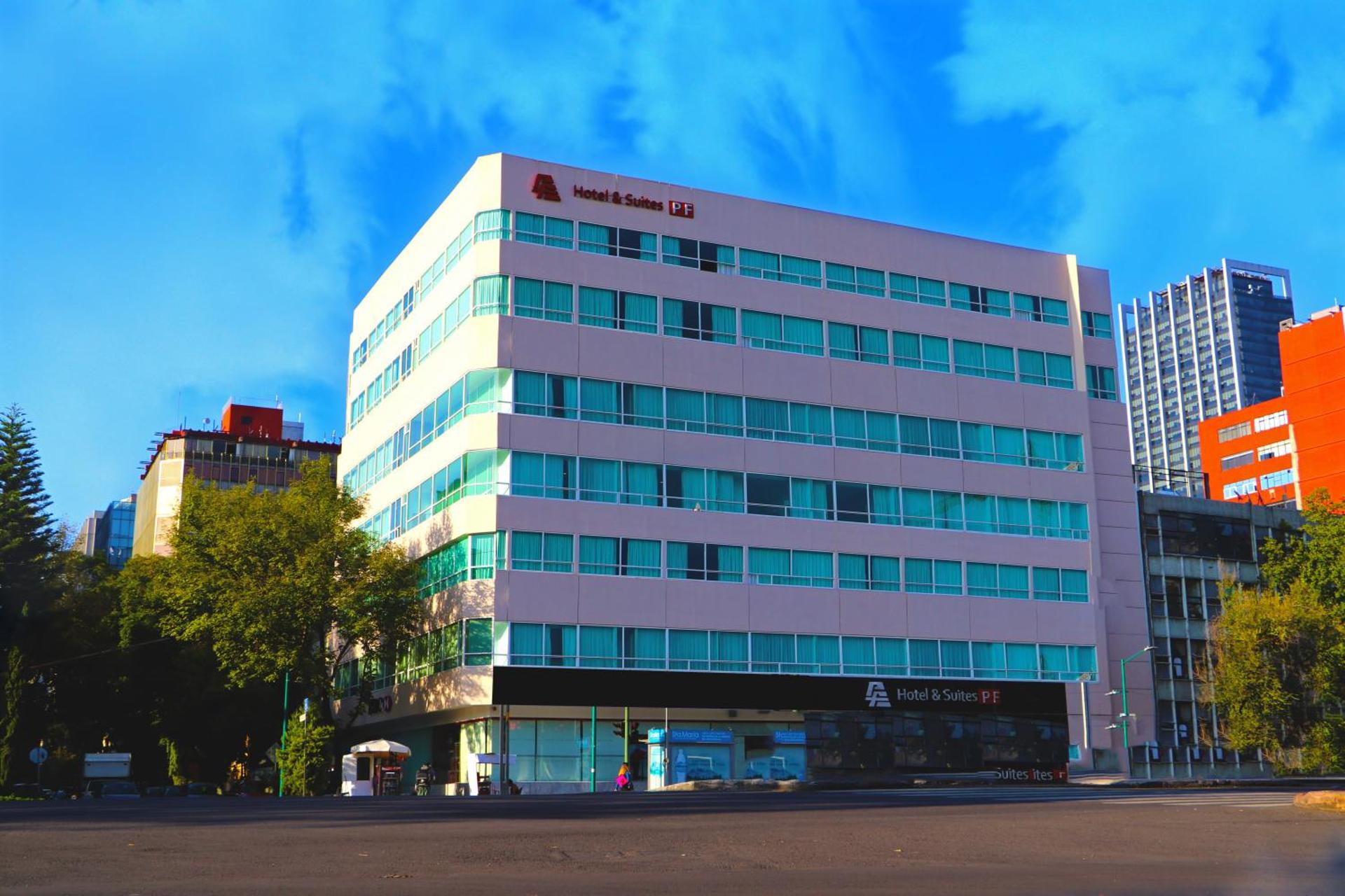 Hotel & Suites PF - Photo 80