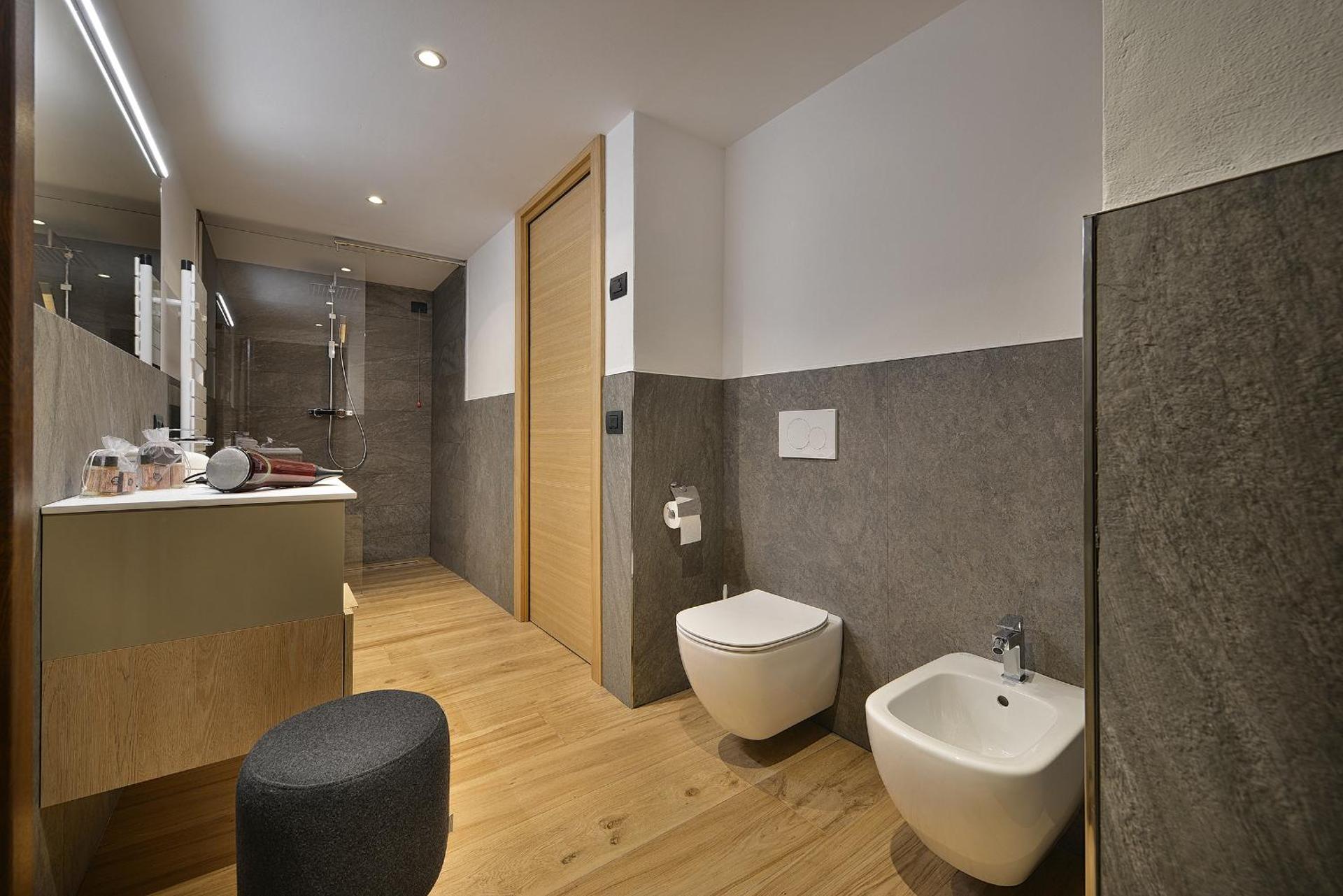 Hotel Margherita - Photo 48