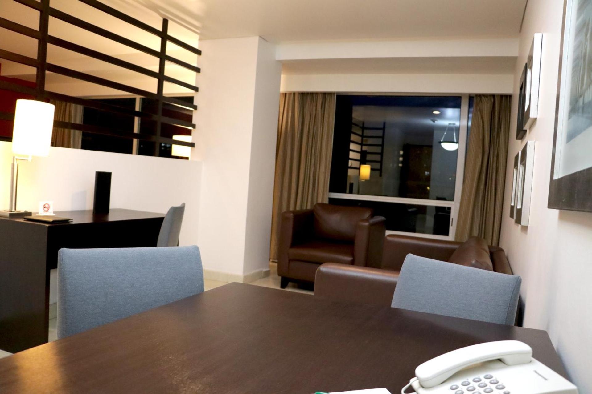 Hotel & Suites PF - Photo 76