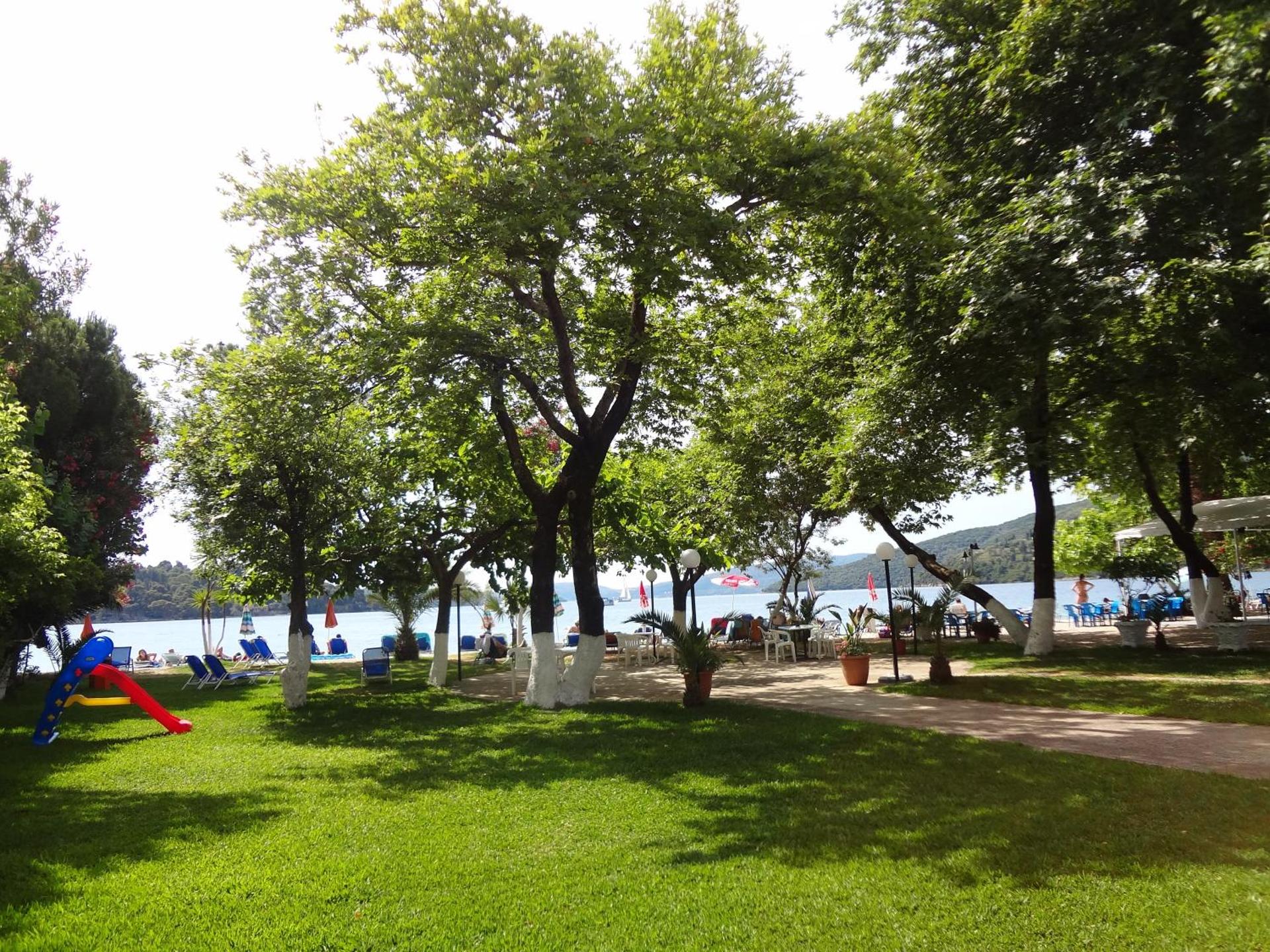 Avra Beach Hotel - Photo 12