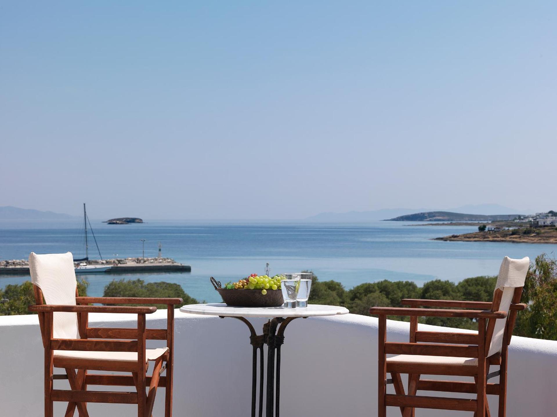 Aloni Hotel & Suites - Photo 12