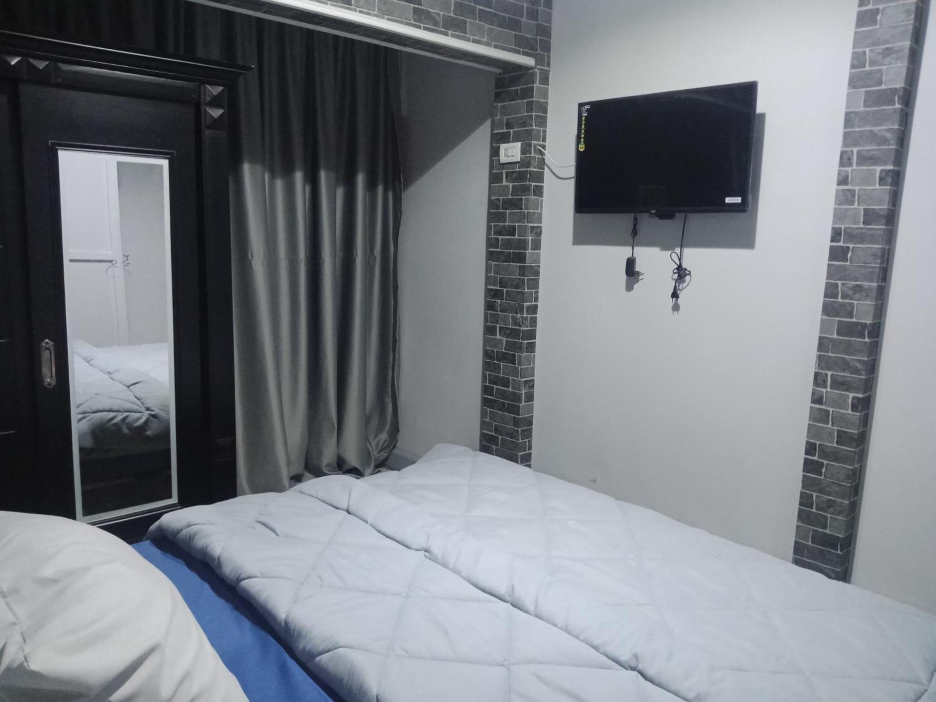 Castle Hostel - Photo 21