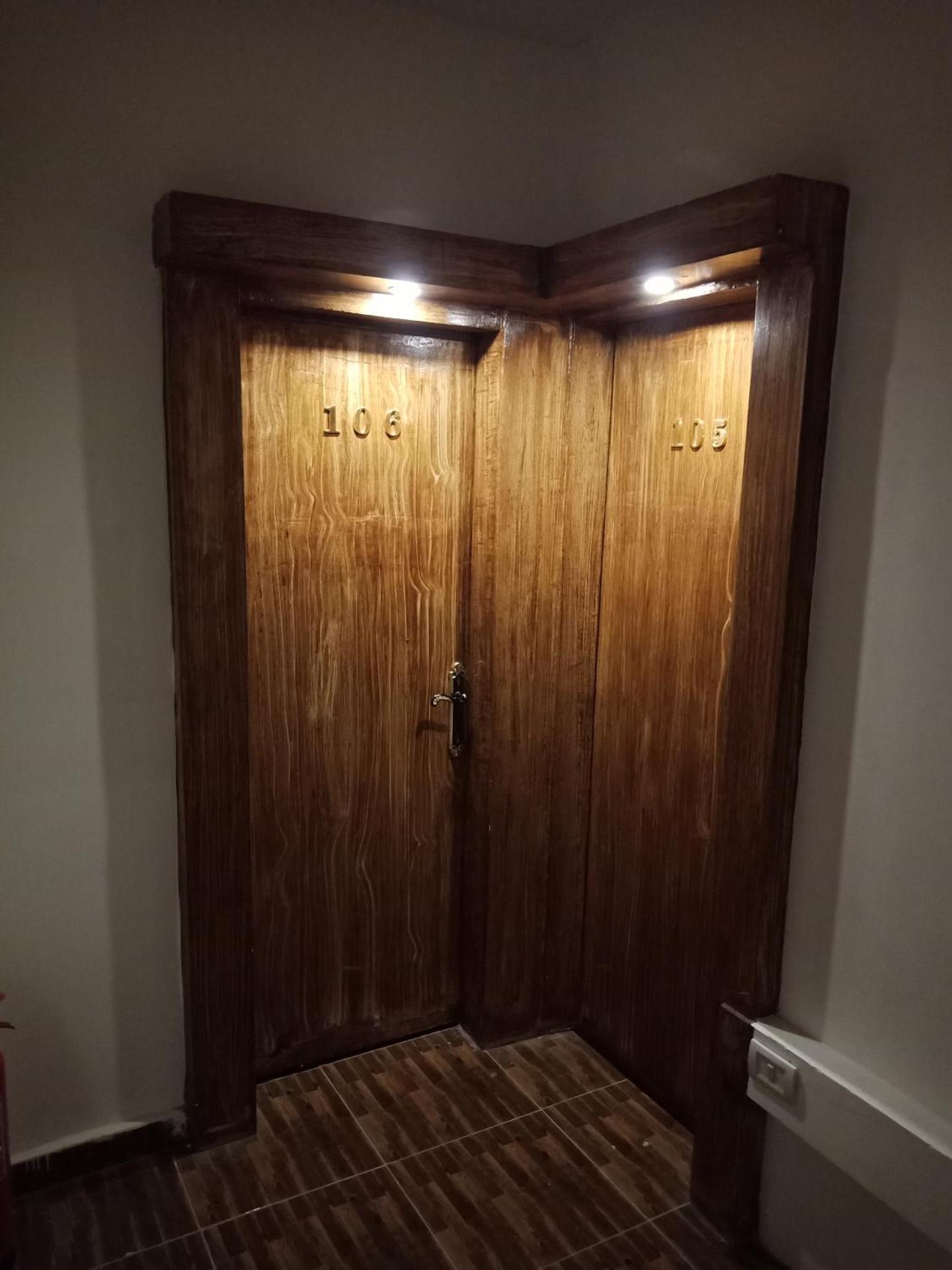 Castle Hostel - Photo 109