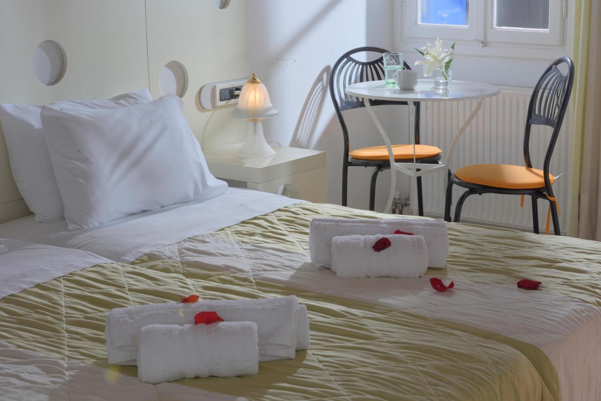 Adonis Rooms - Photo 39