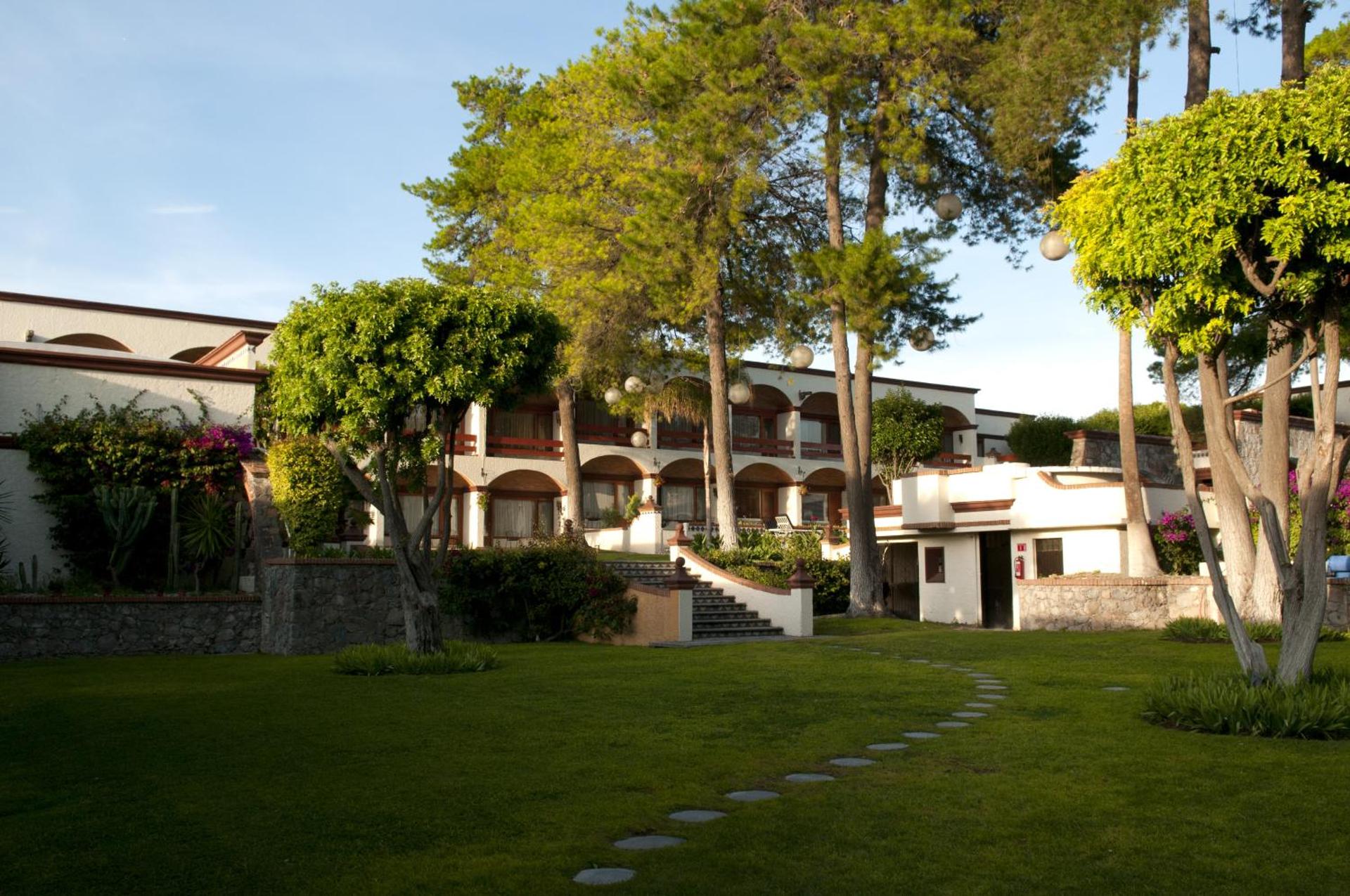 Imperio De Angeles - Photo 108