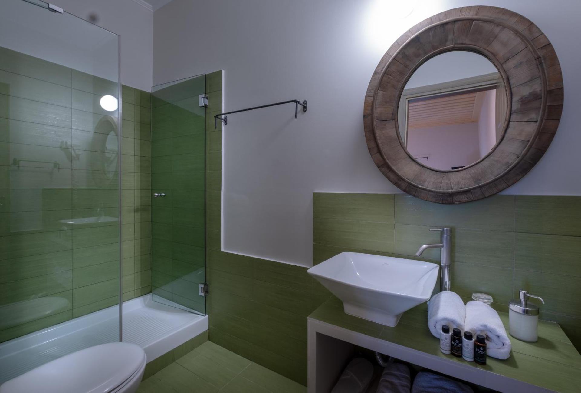 Amymone and Adiandi - Photo 53