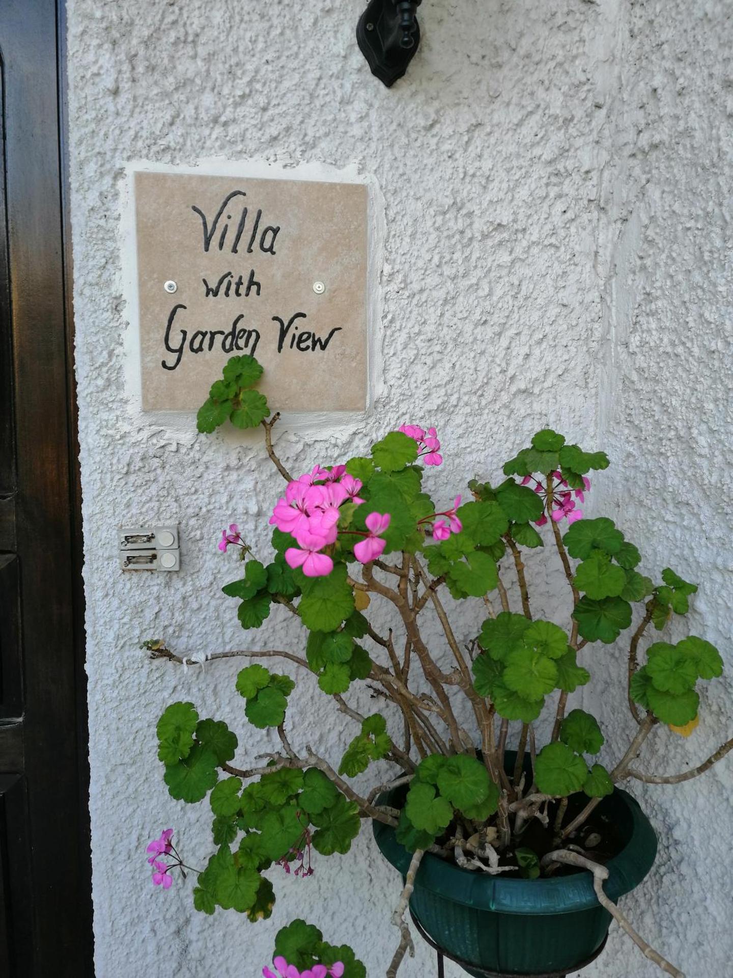 Castle By The Sea - Photo 62