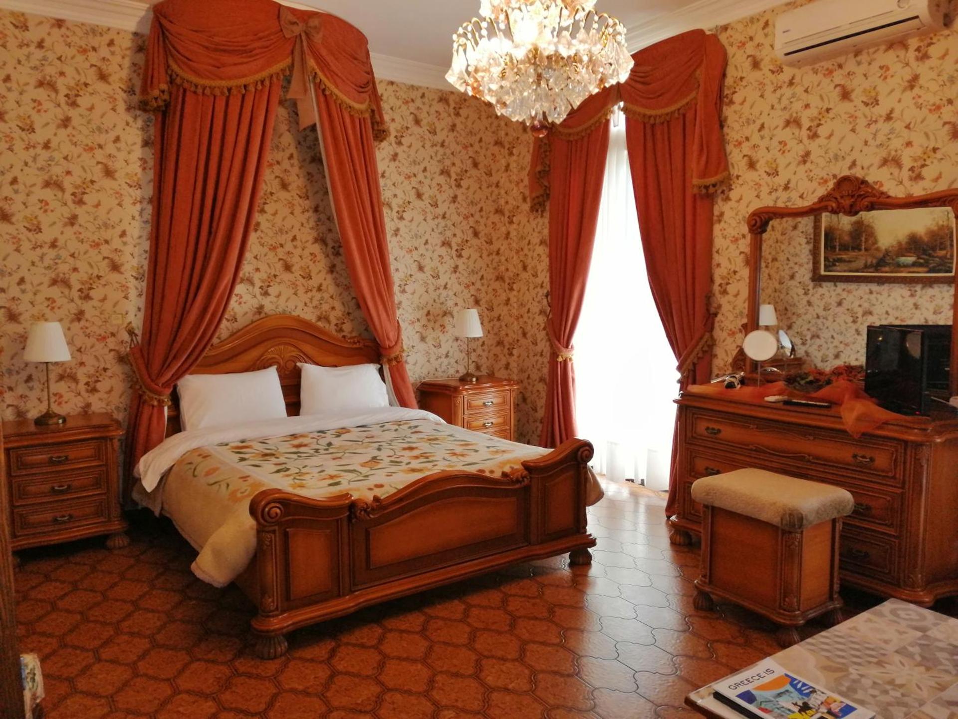 Castle By The Sea - Photo 7