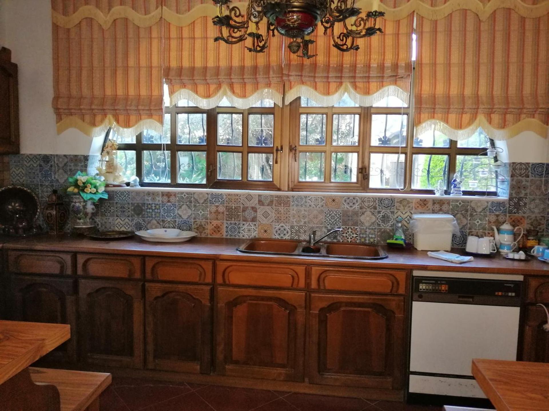 Castle By The Sea - Photo 57