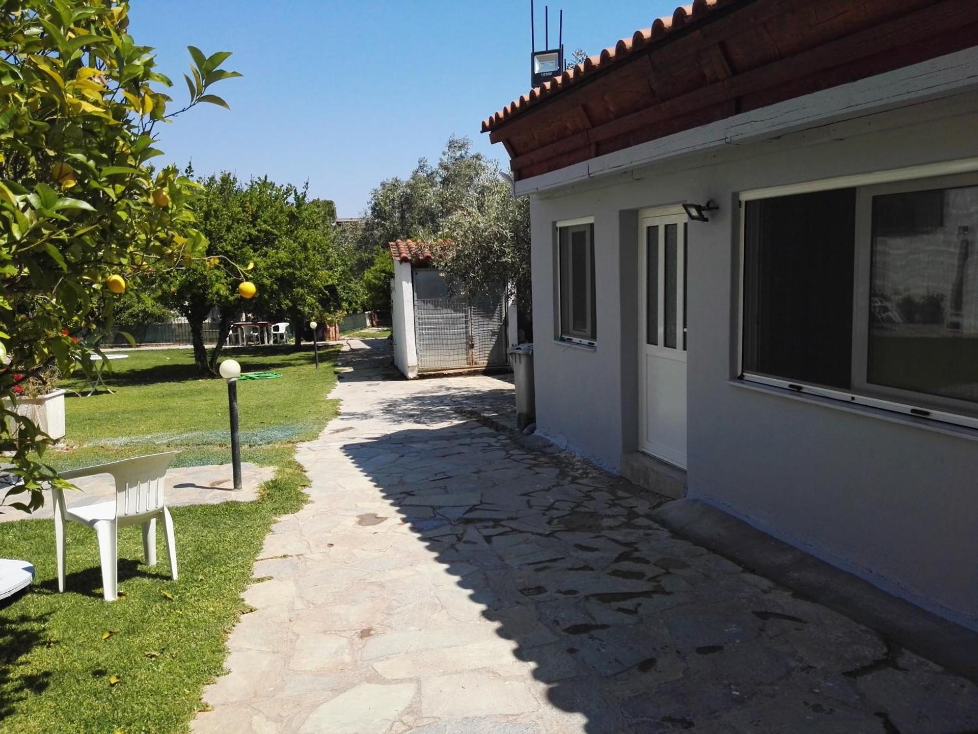 Castle By The Sea - Photo 45