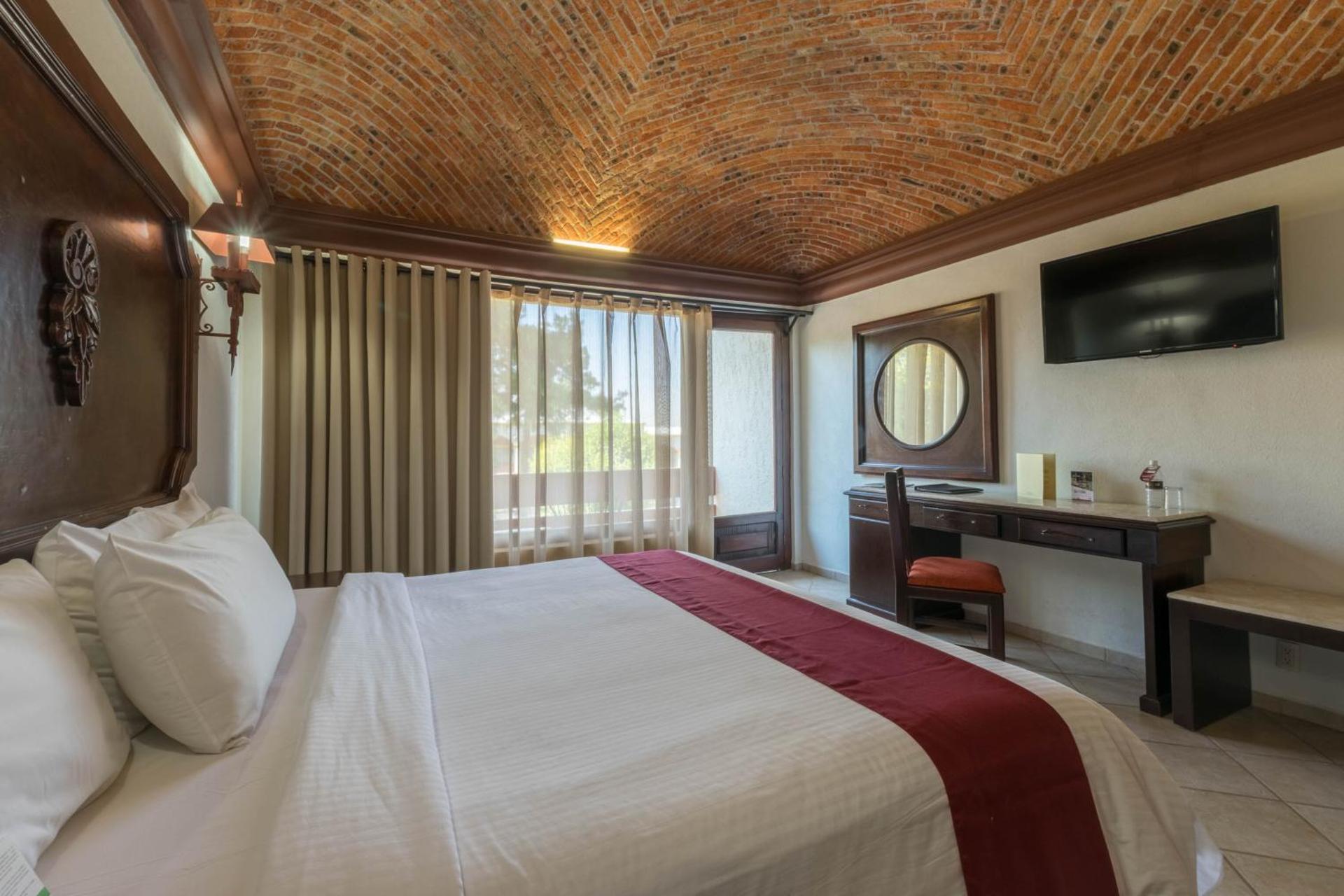 Imperio De Angeles - Photo 38