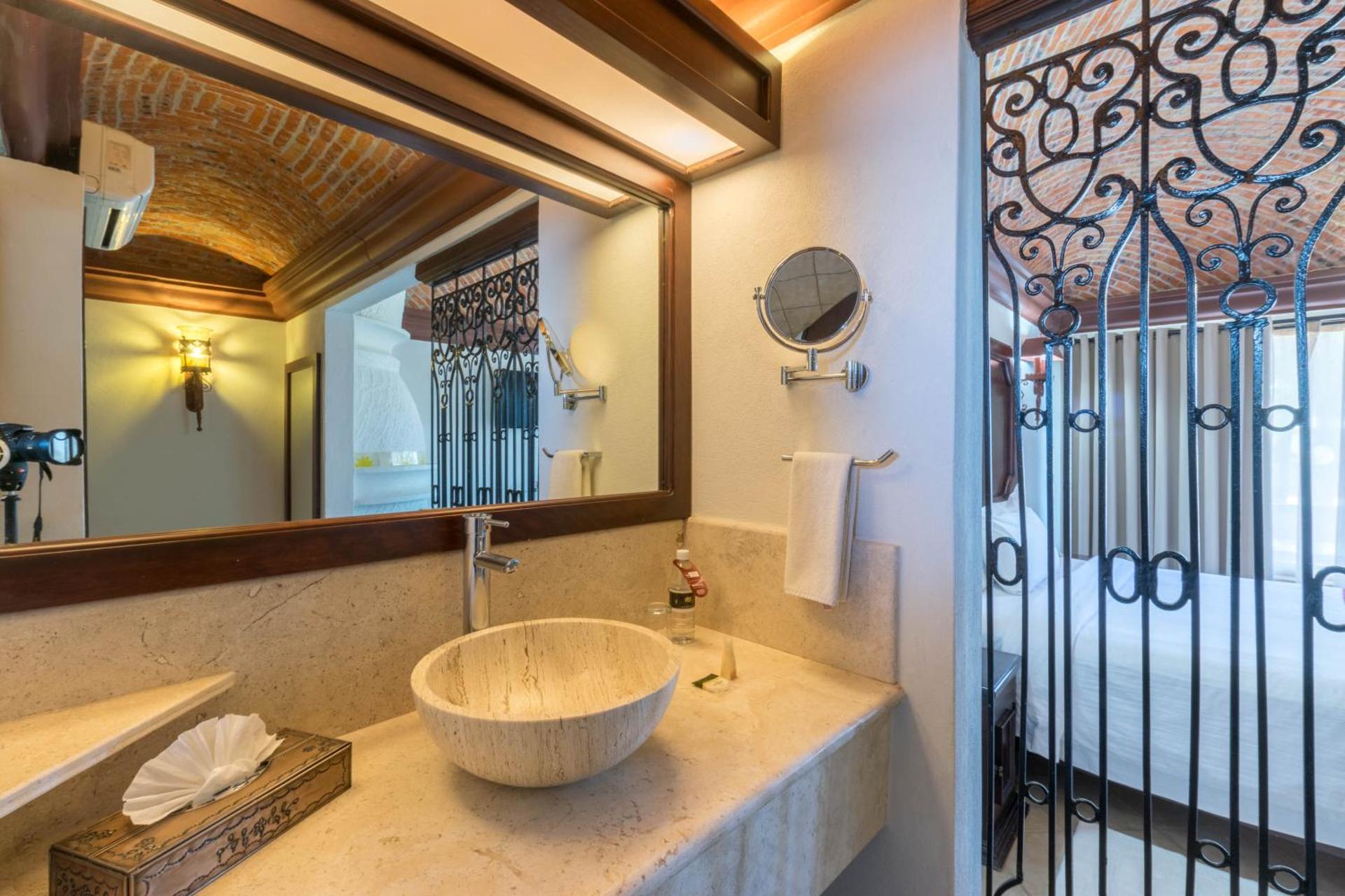 Imperio De Angeles - Photo 37