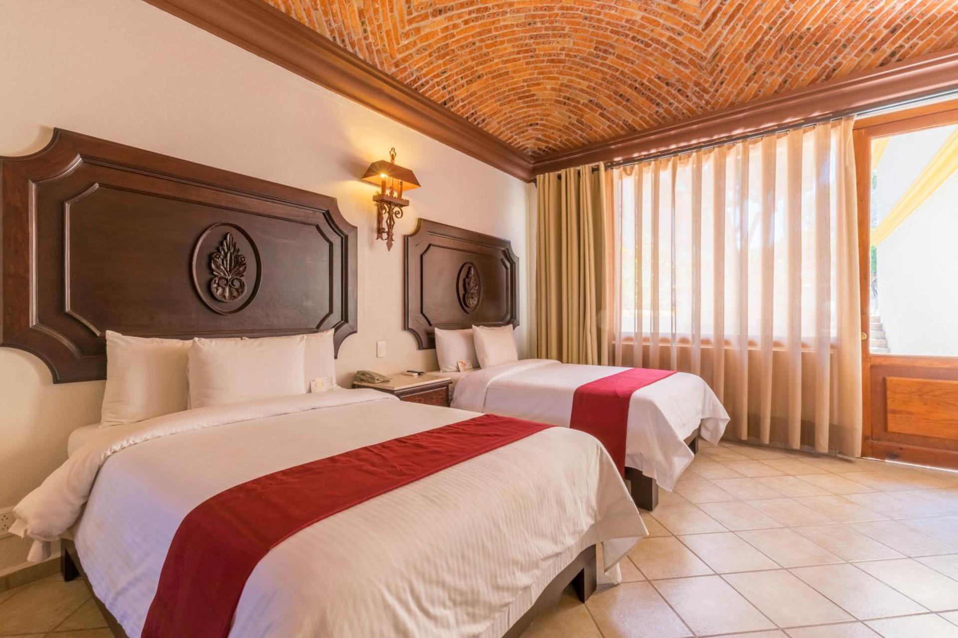 Imperio De Angeles - Photo 15