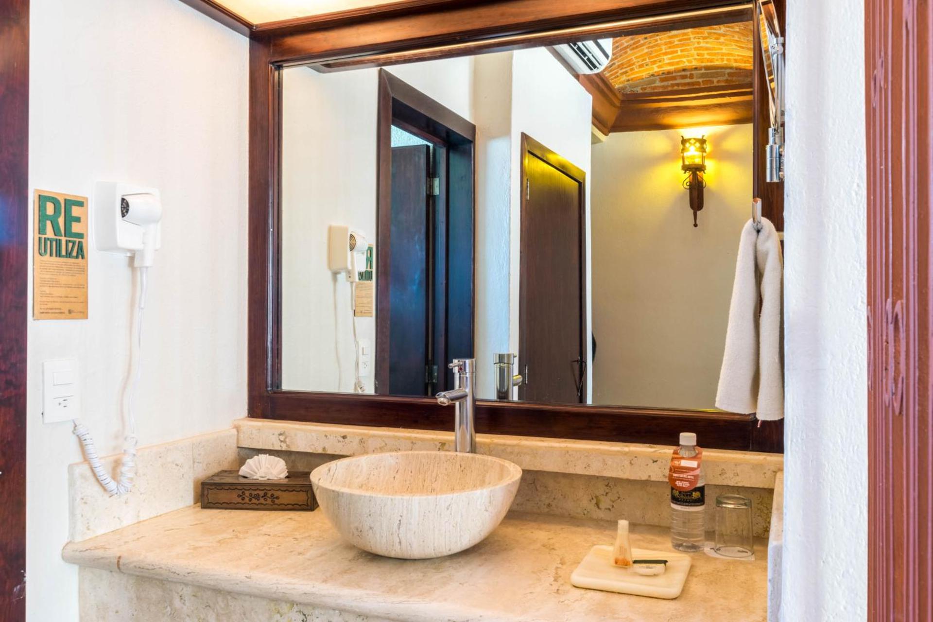 Imperio De Angeles - Photo 13