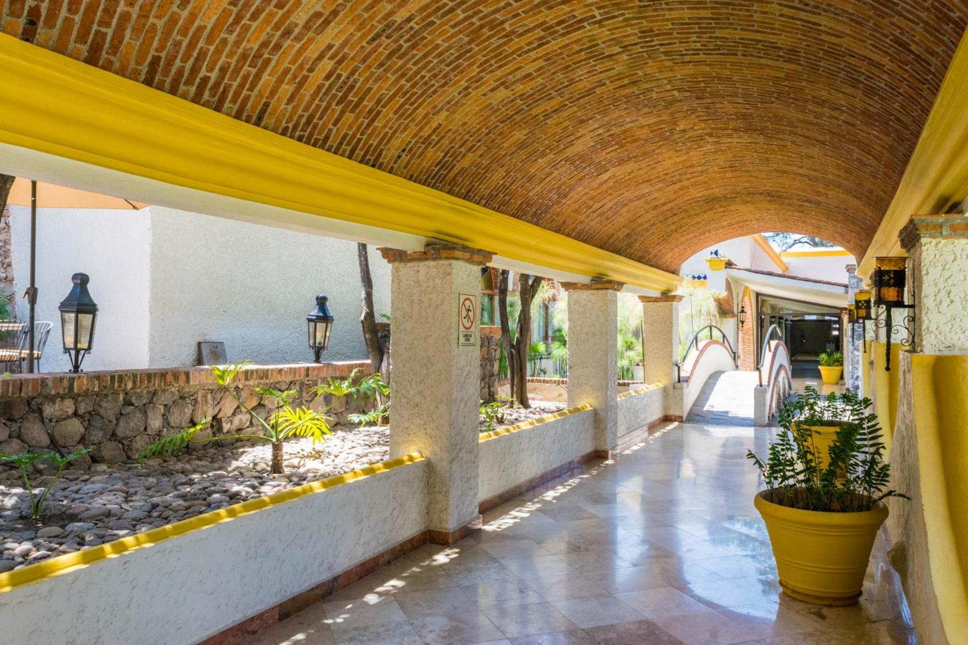 Imperio De Angeles - Photo 92