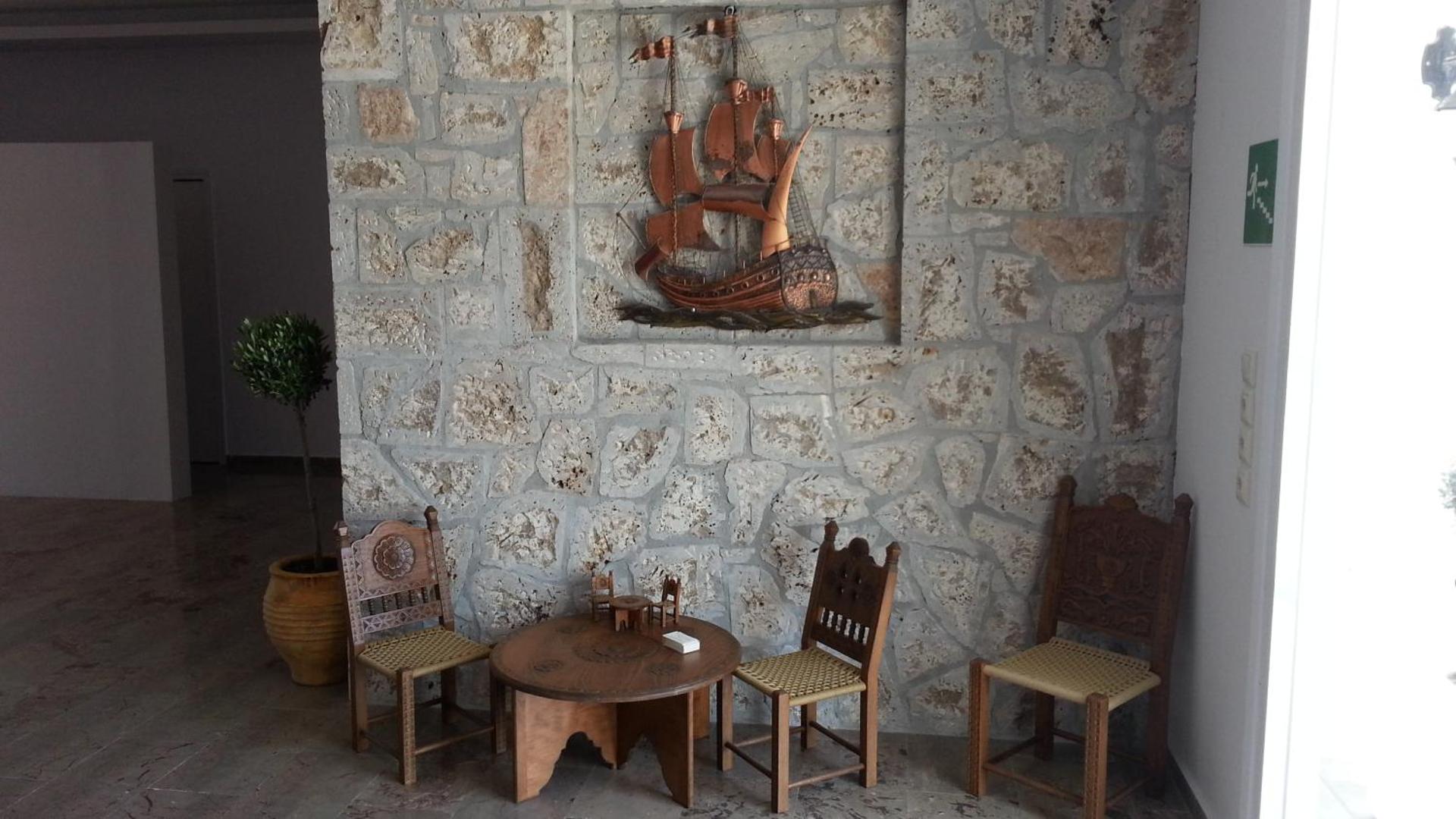 Skiros Palace Hotel - Photo 30