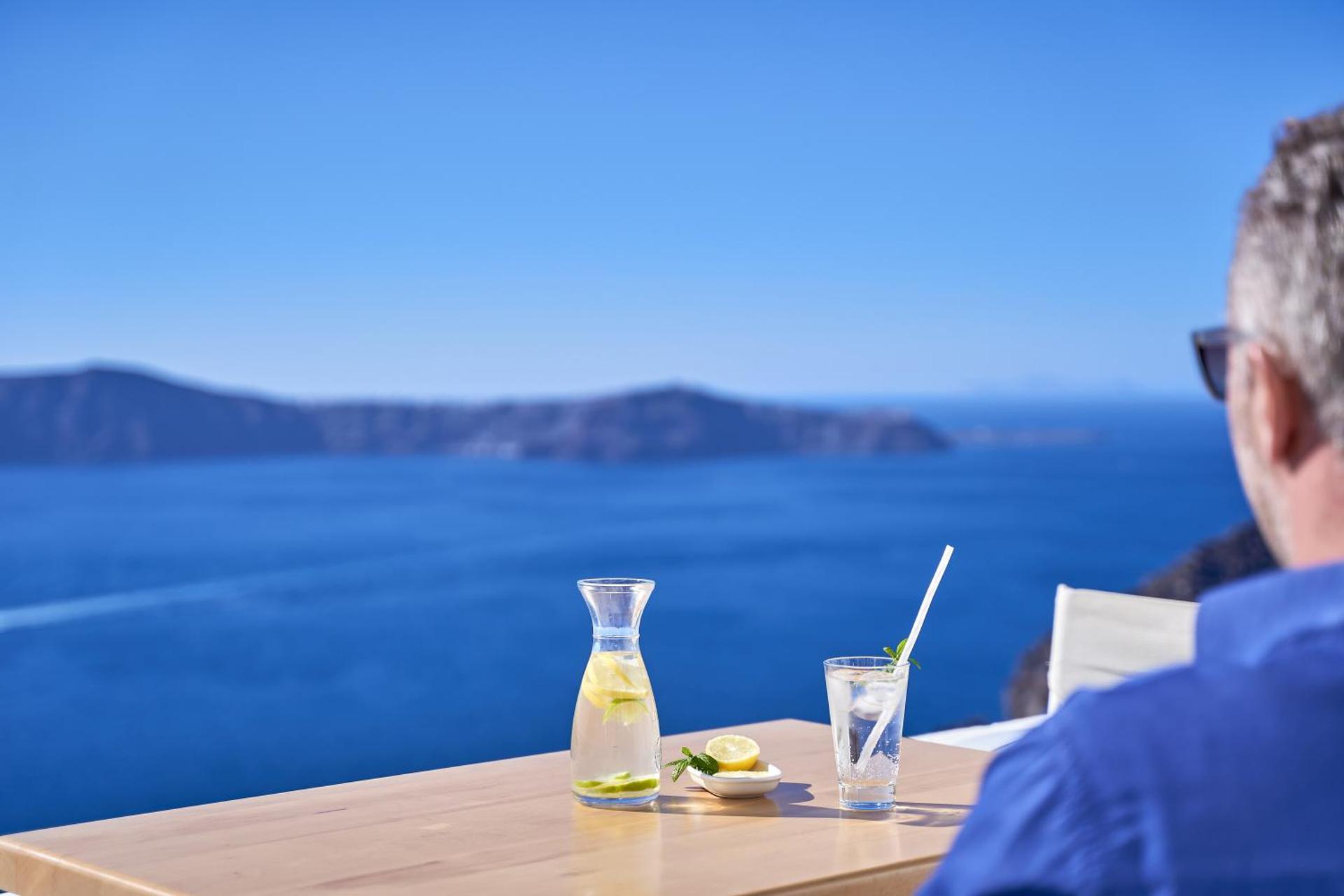 Superior Suite with Caldera View