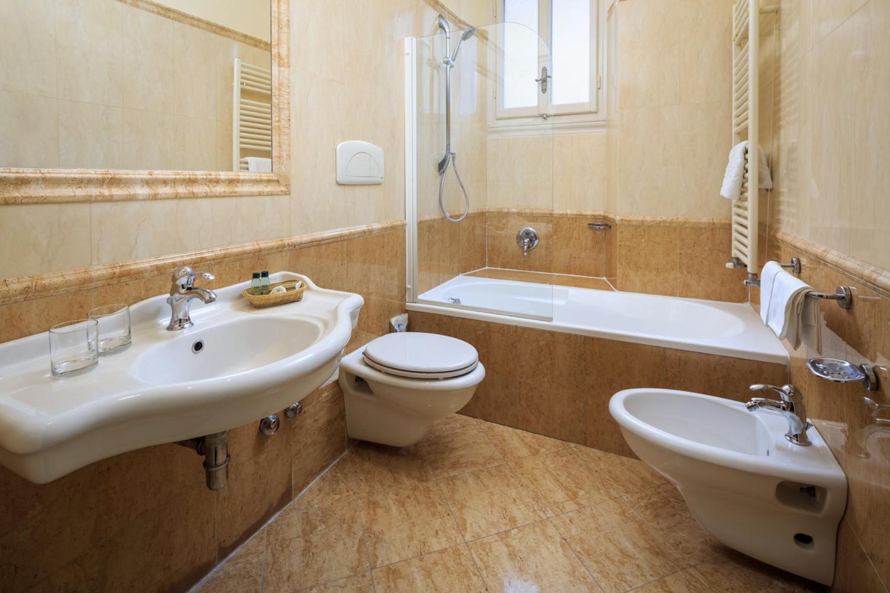 Hotel Villa Carlotta - Photo 29