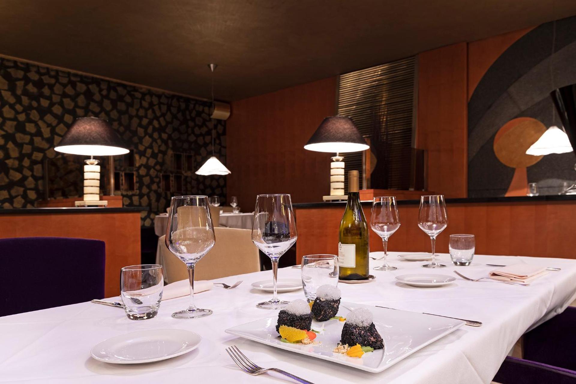 Royal Hotel Carlton - Photo 31