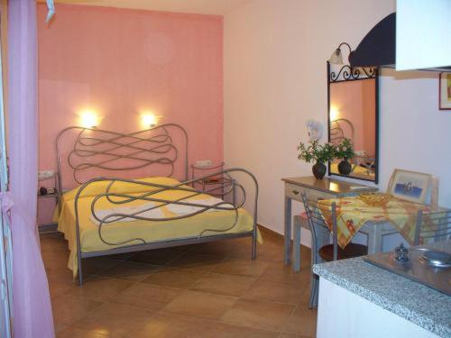 Annita's Village Hotel - Photo 37