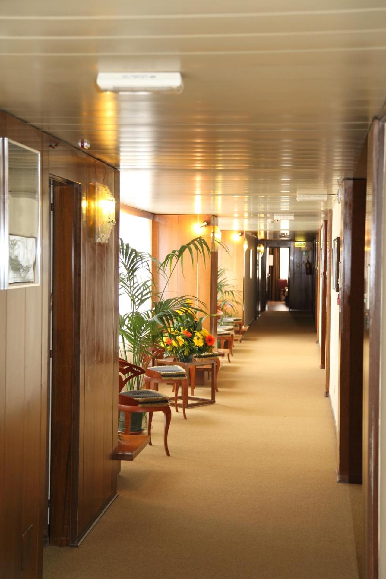 Hotel Royal Palace - Photo 35