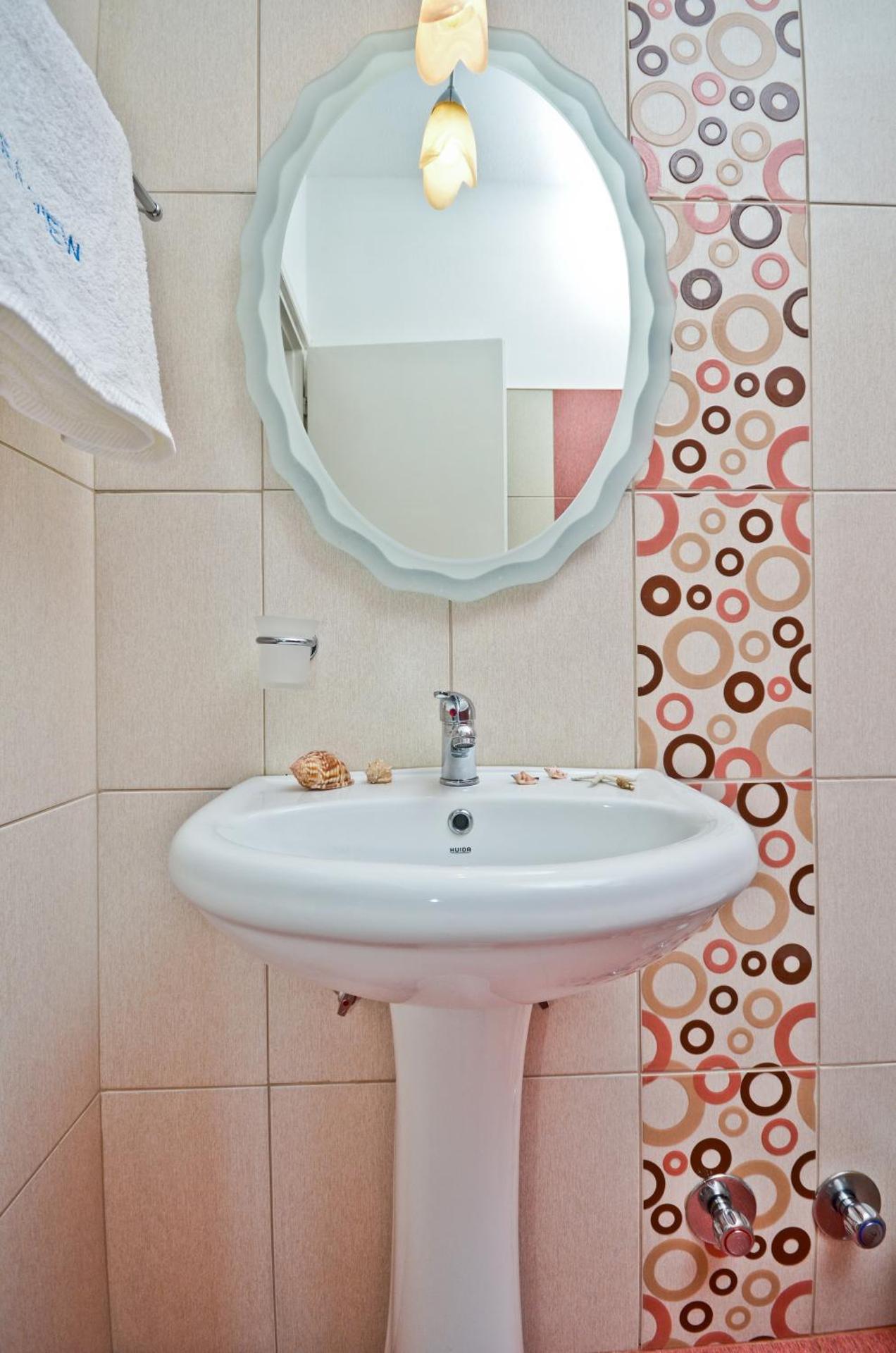 Sea View Apartments & Studios - Photo 25
