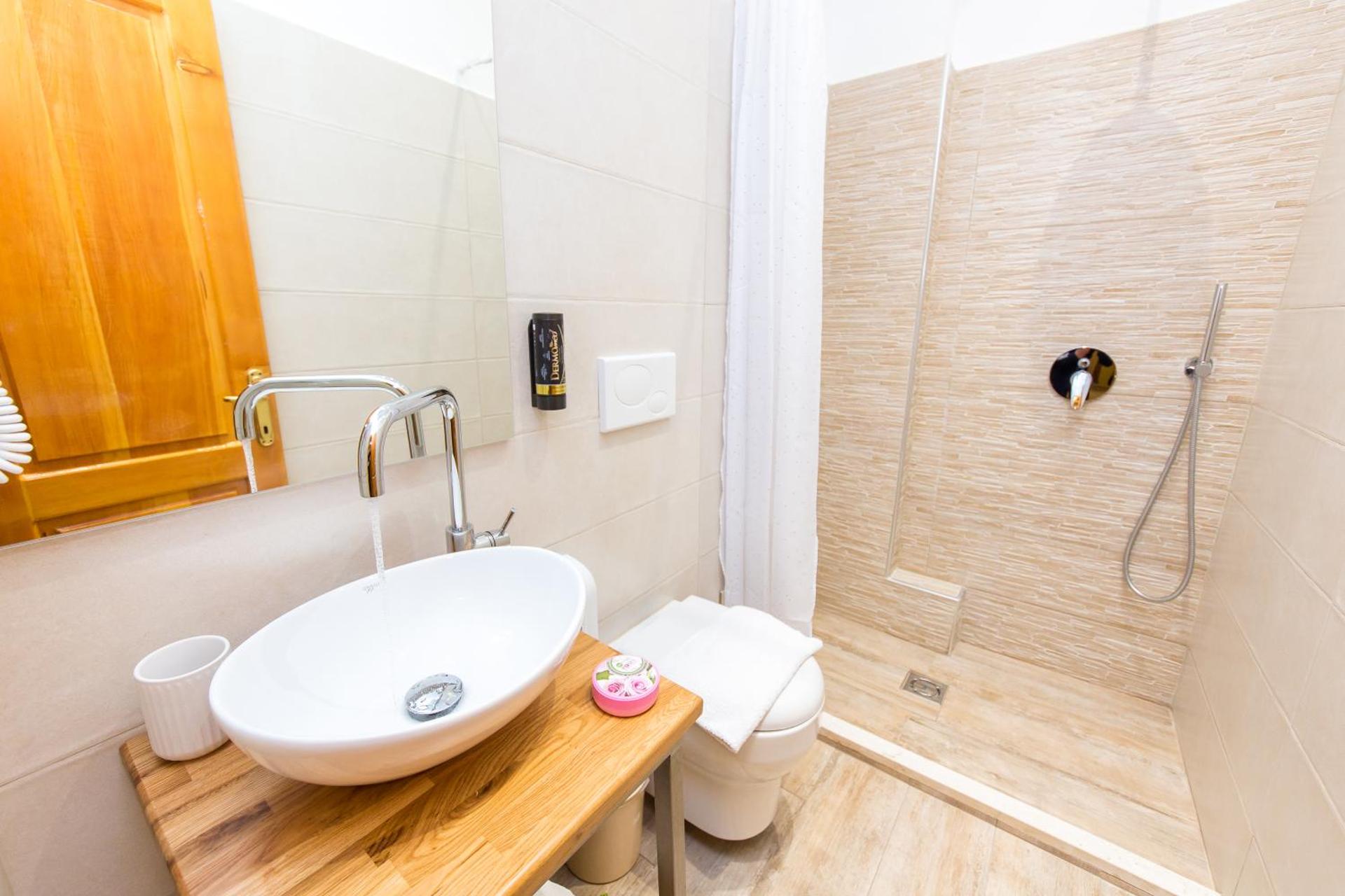 Hotel Baron - Photo 17