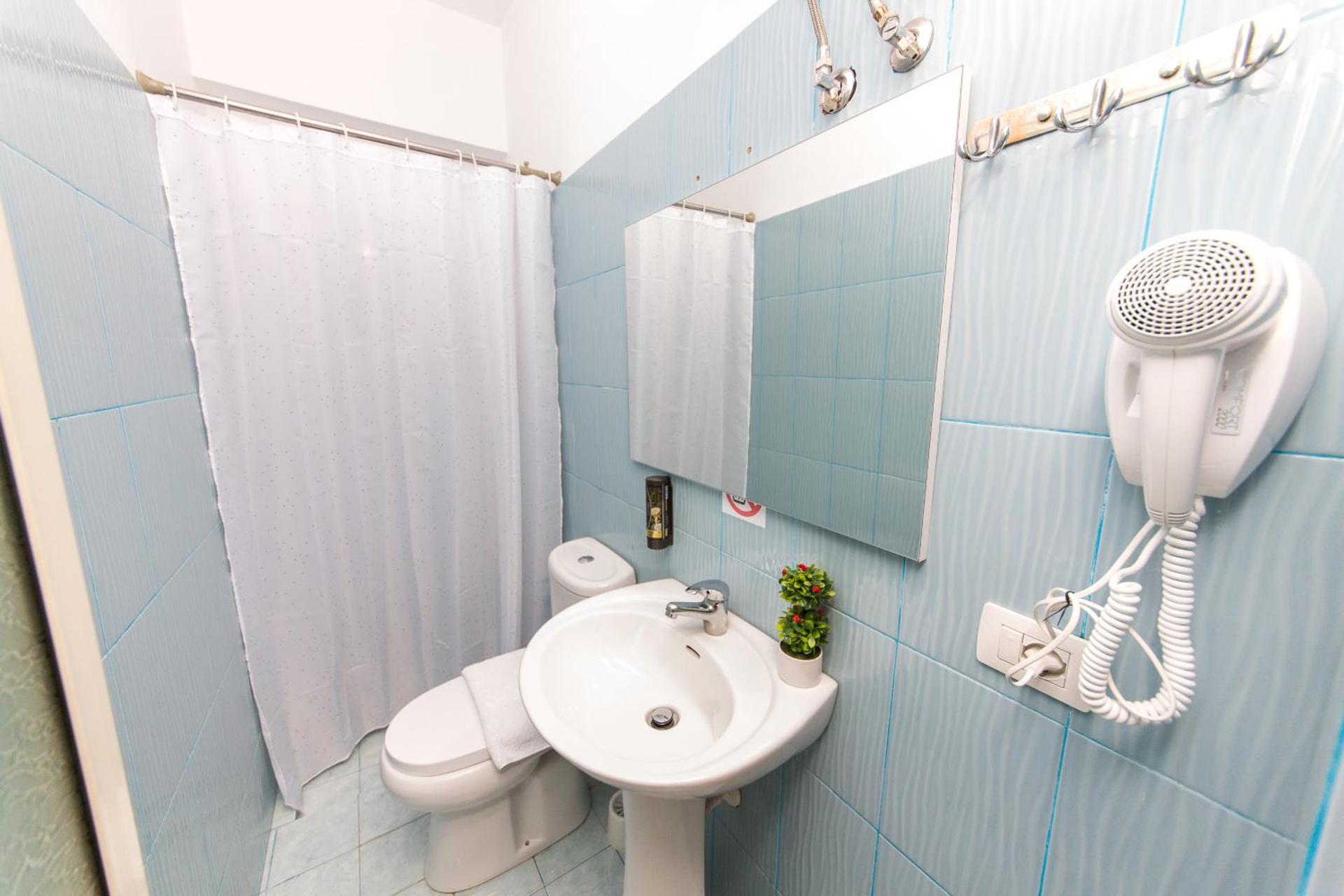 Hotel Baron - Photo 48