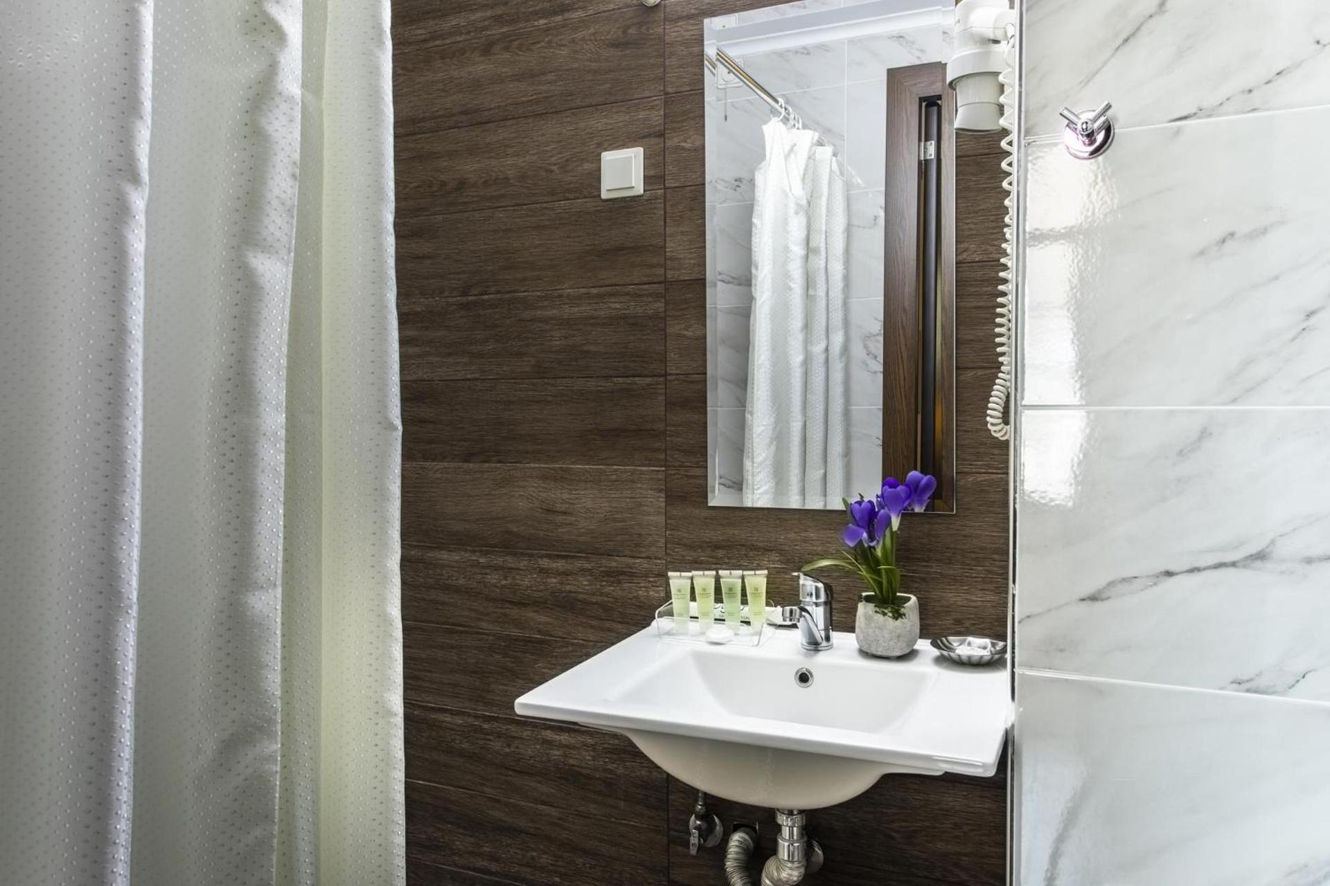 Egnatia Hotel - Photo 22