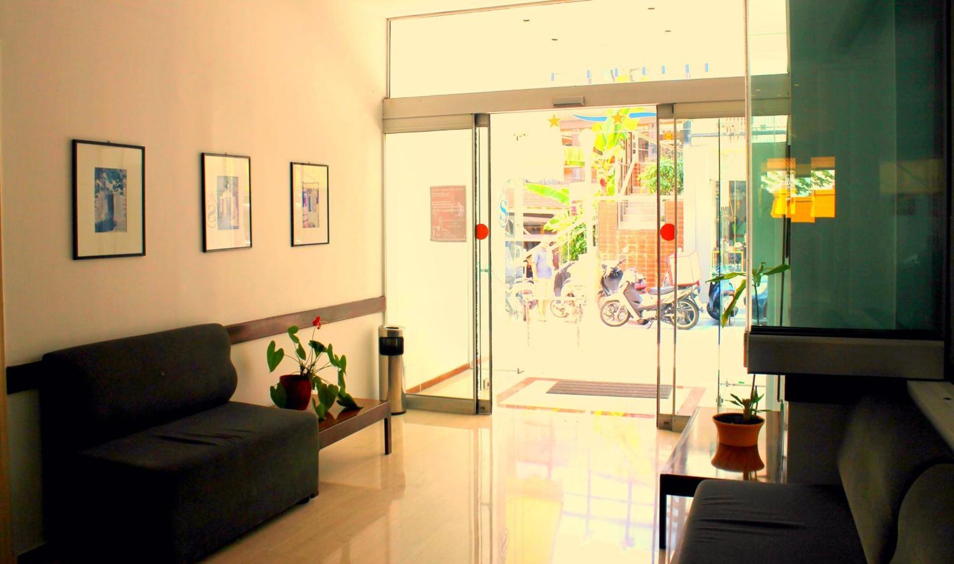 Savoy City Hotel - Photo 16