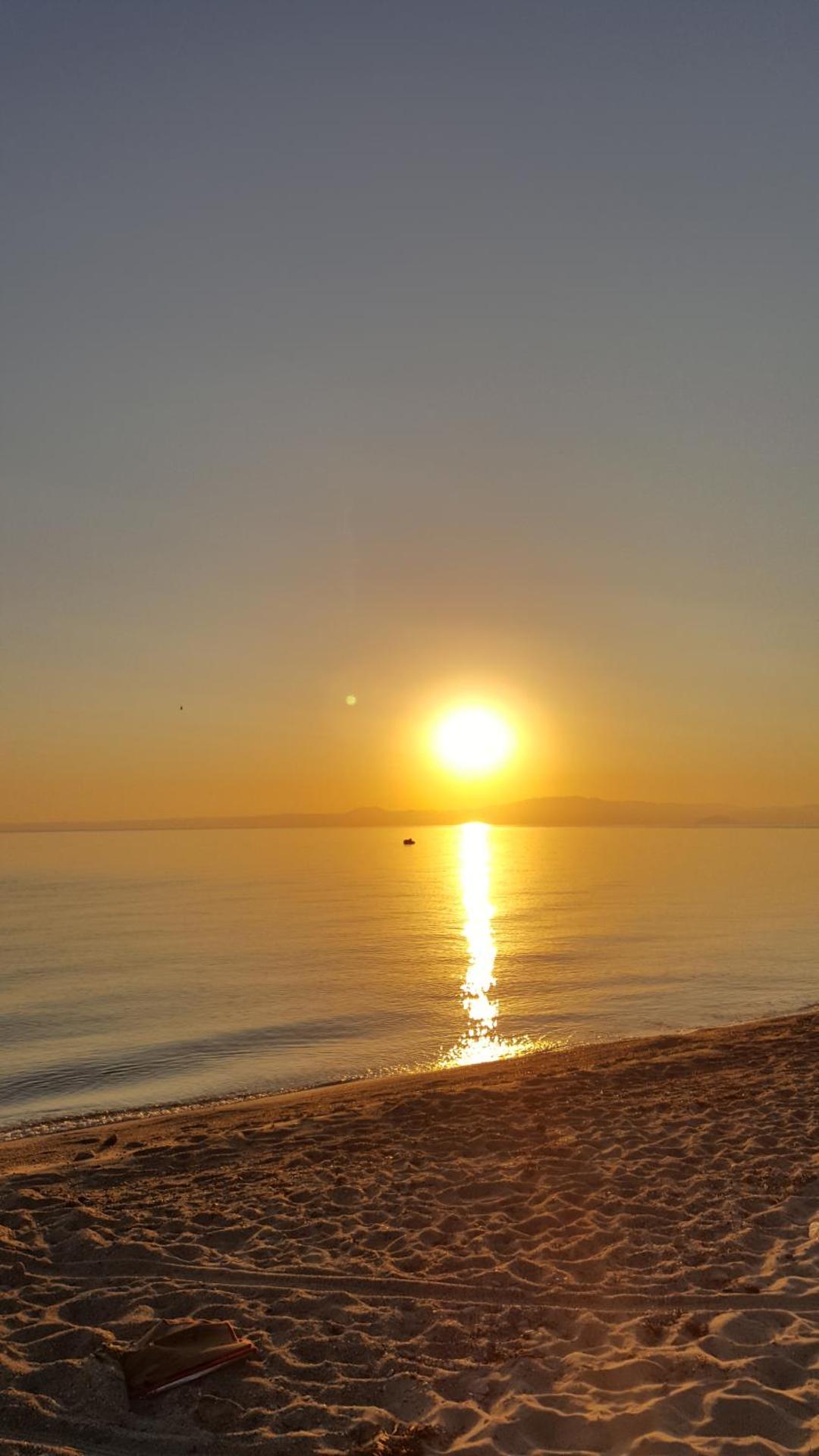 SUN RESIDENCE Exclusive Seaside Suites - Photo 63