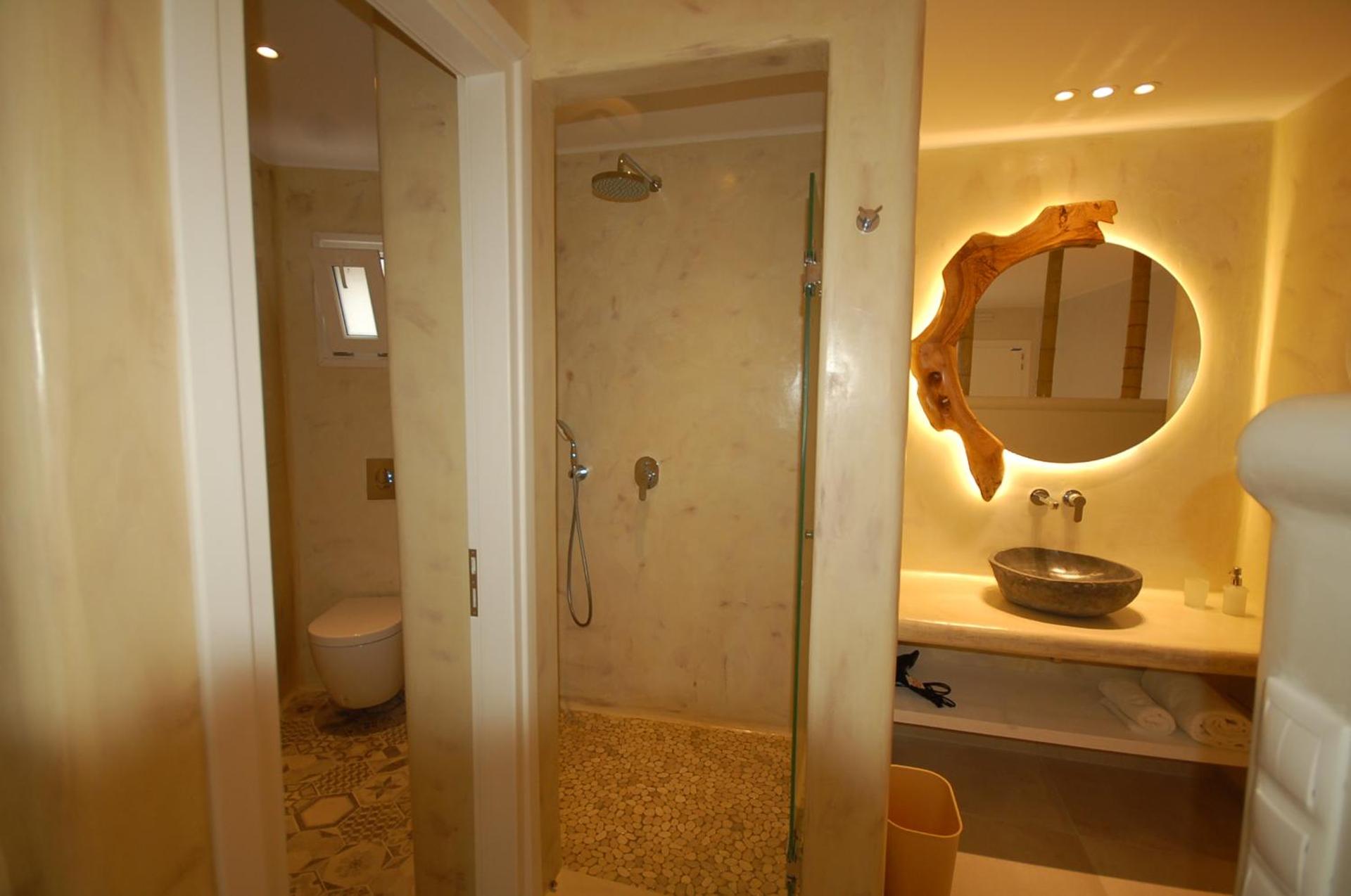 Sahas Suites - Photo 6