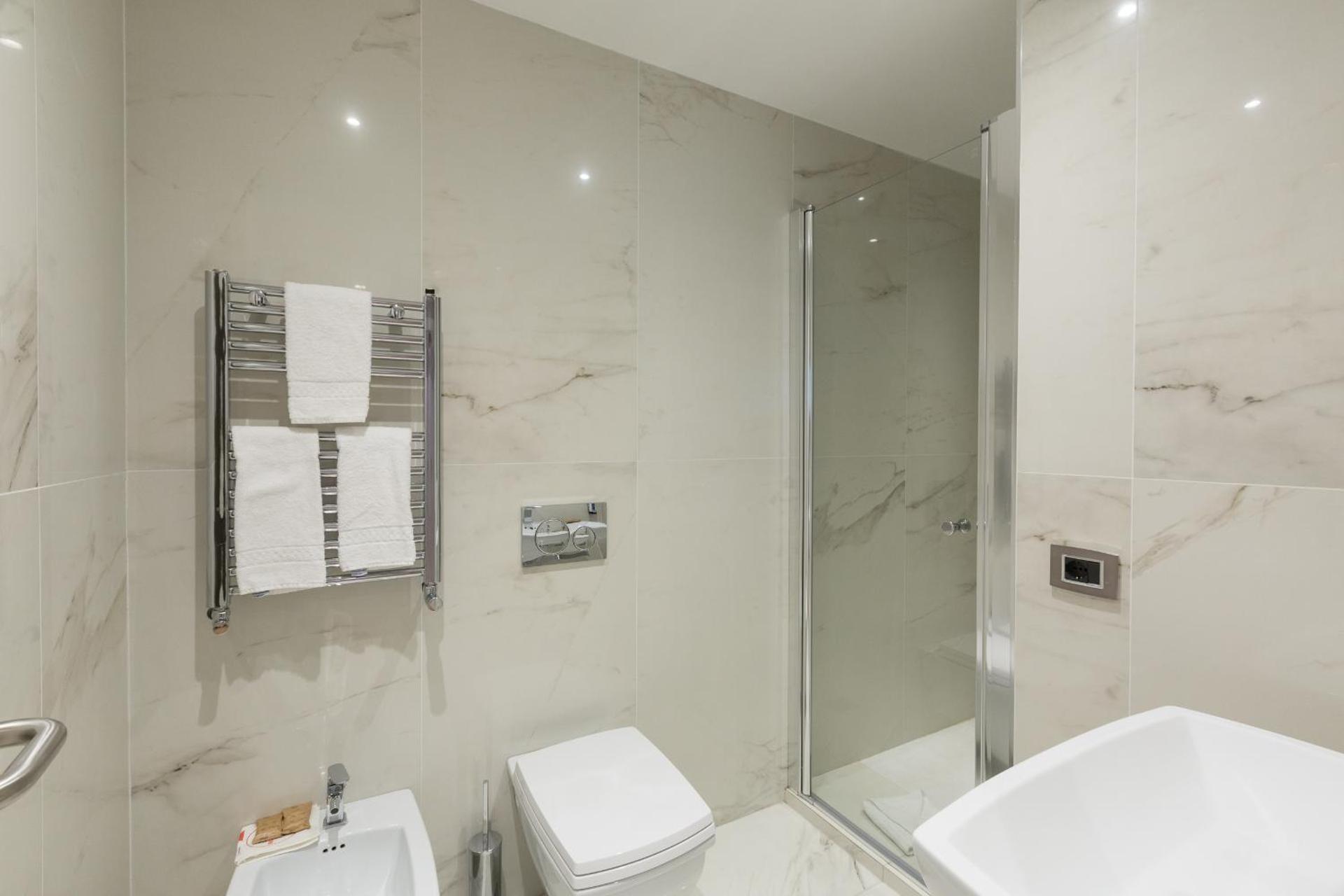 Floris Hotel - Photo 42