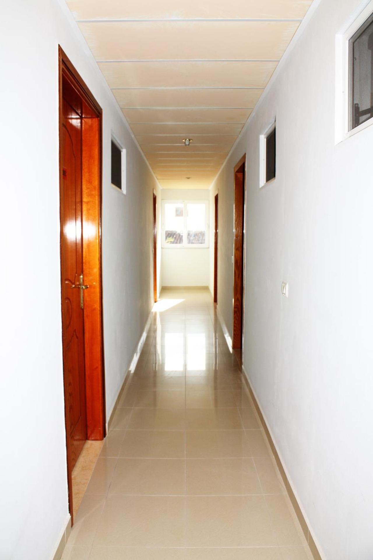 Marku Palace - Photo 20