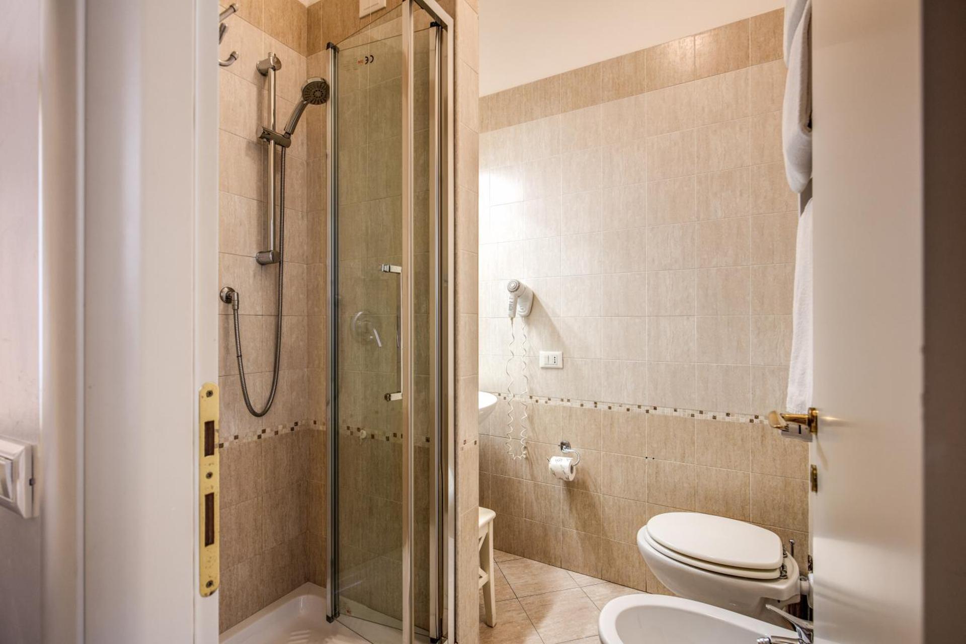 Four Rivers Suites - Photo 37