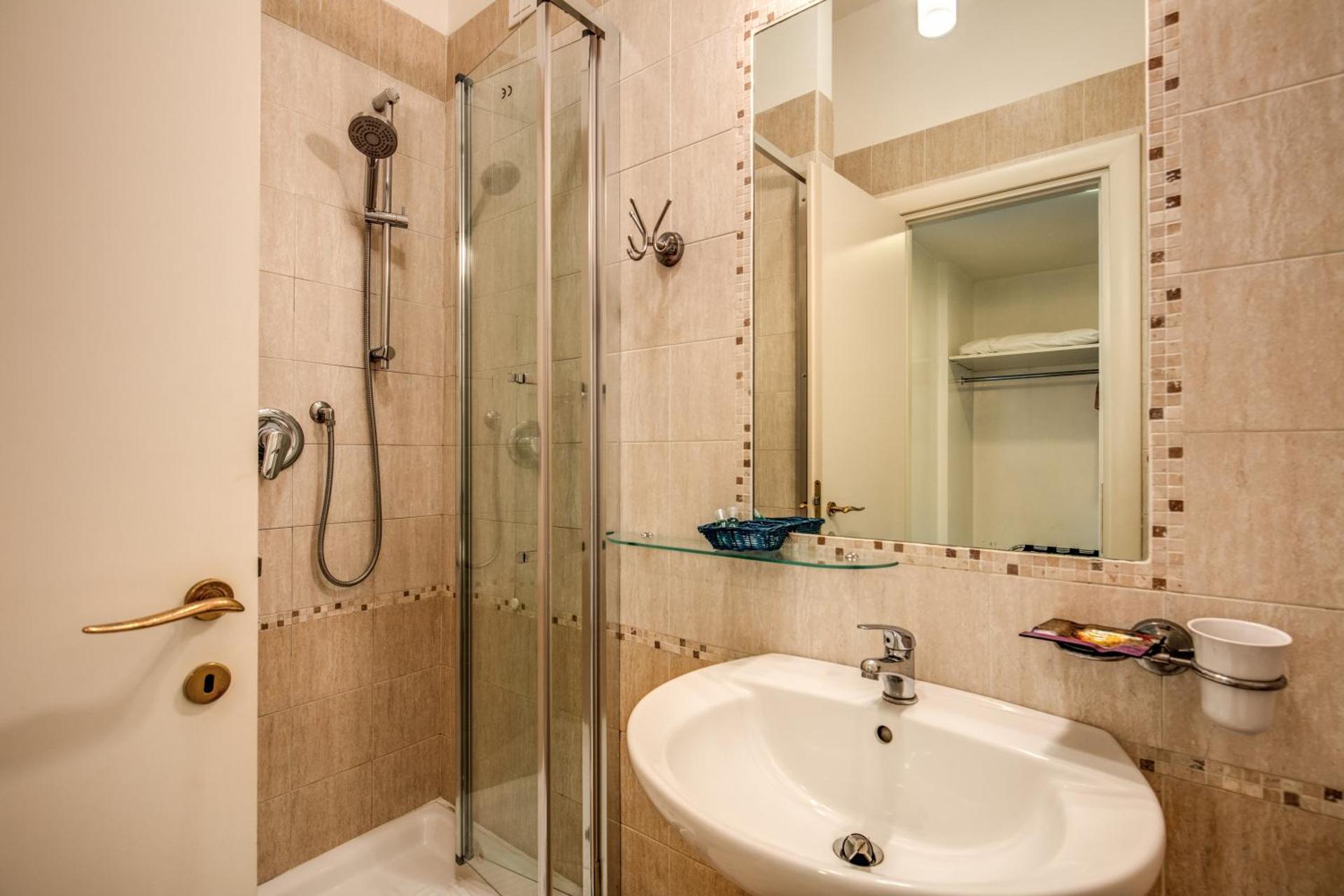 Four Rivers Suites - Photo 47